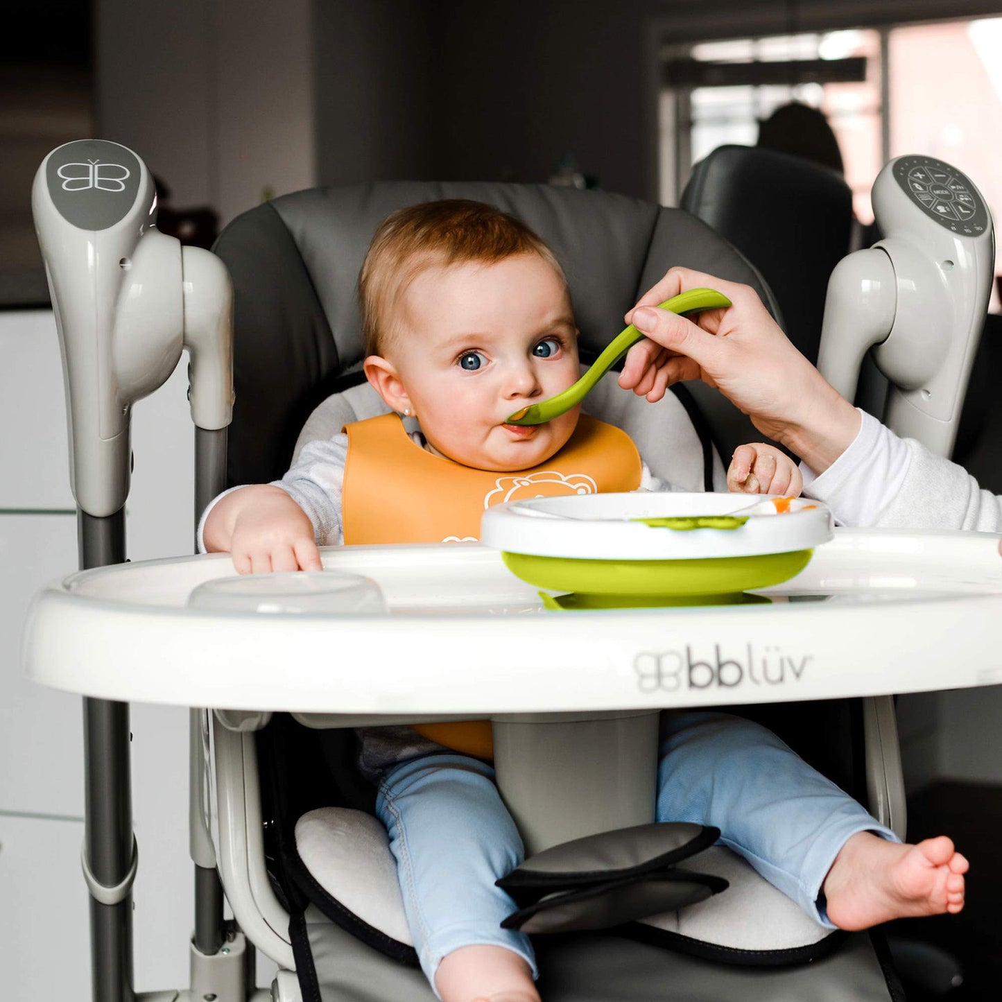 Bblüv Platö - Plato de alimentación calentadora con 3 compartimentos con base de succión para bebé a niño (color), sin BPA ni ftalatos, lima