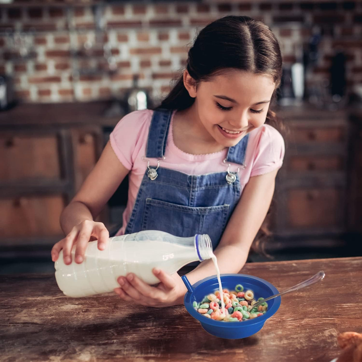 Tazones de Cereal con Popote para Niños - (Juego de 6 Tazones de 20oz) Plástico Reutilizable Libre de BPA con Popote Incorporado, Apto para Lavavajillas y Microondas, Incluye 3 Cepillos de Limpieza