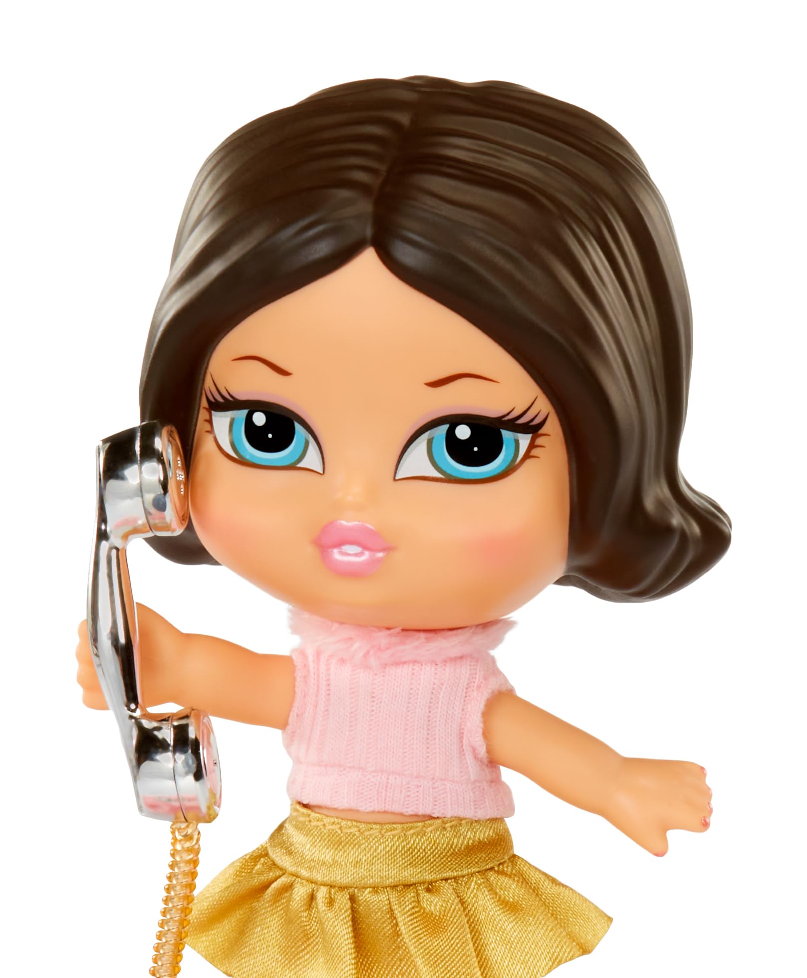 Bratz Babyz Runwayz - Dana - 1 Muñeca de Moda Coleccionable con Conjunto Elegante, Muñeca Bebé con Collar Que Funciona como Llavero - Juguete Infantil - Ideal para Niños y Niñas Mayores de 6 Años