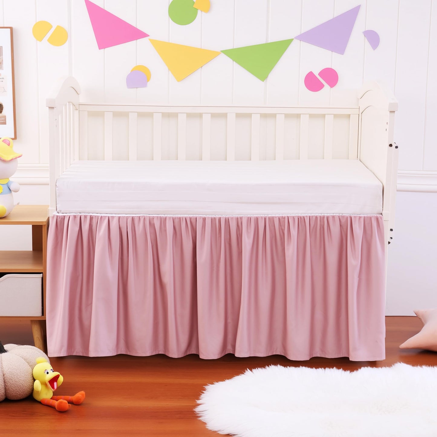 Falda de cuna con volante de polvo 100% algodón - Natural, suave, transpirable para la delicada piel del bebé, falda de cuna para niños y niñas, se adapta a cunas estándar de 28 x 52 pulgadas con