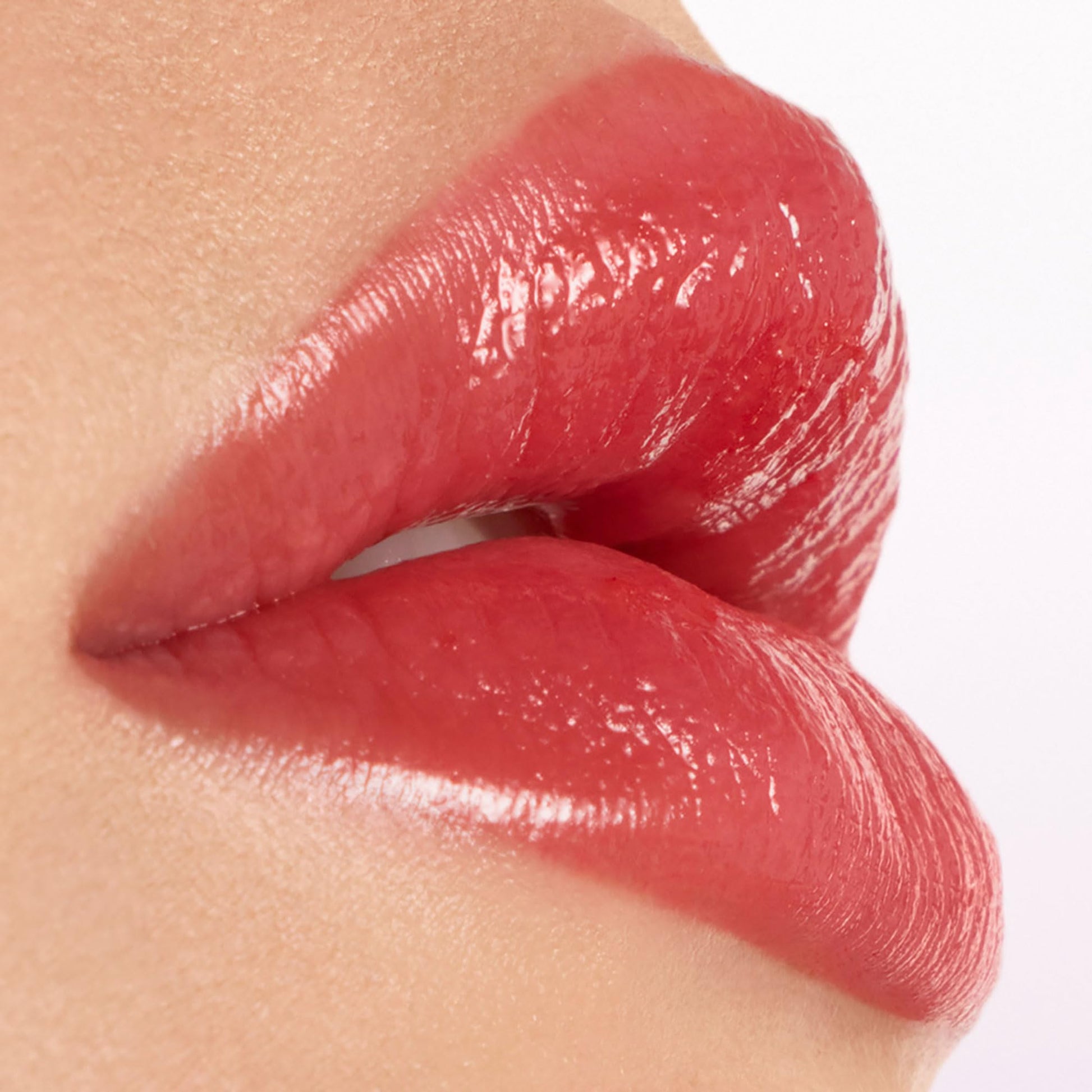Lancôme Idôle Lip Butterglow, Bálsamo Labial con Color, Cuida, Hidrata e Ilumina con su Textura Ligera, Con 12% Escualano y Ceramidas, 42 Heated Glow, 3 g