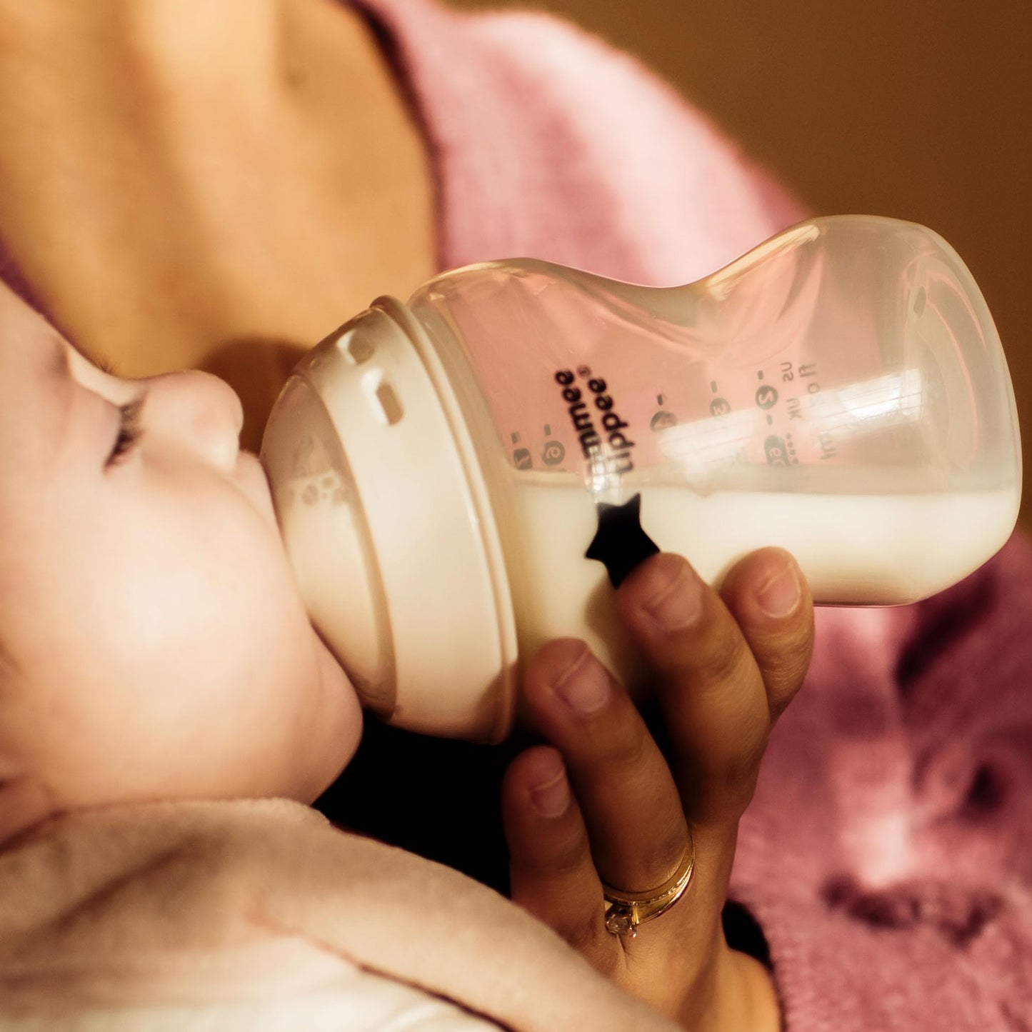 Tommee Tippee Calentador de botellas de viaje, 500 ml, Aislamiento térmico, Sin bisfenol A