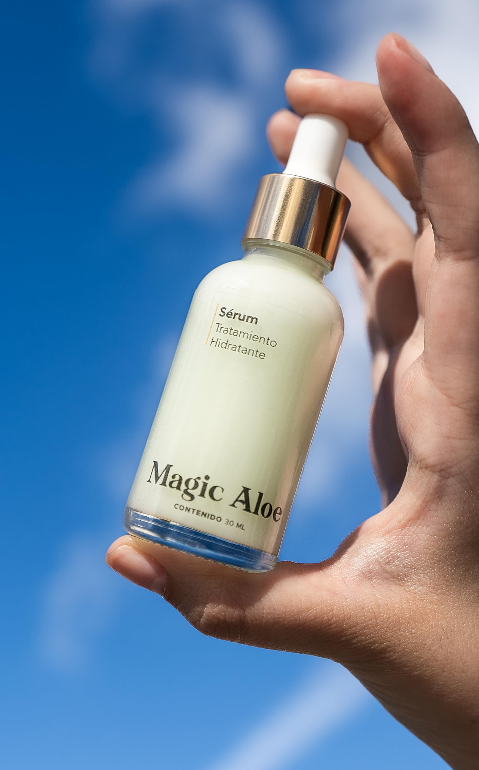 Magic Aloe - Serum Natural 30 ml con Aloe, Vitaminas C y E para Manchas y Arrugas.