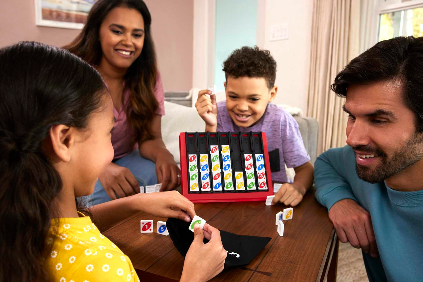 Juego de Mesa Mattel Games UNO Quatro Multicolor para Niños