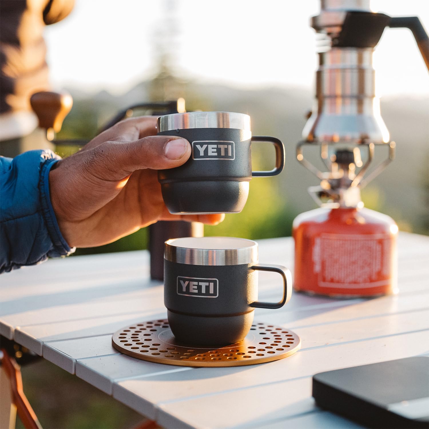 Taza de Acero Inoxidable YETI Blanco con Aislamiento al Vacío para Café y Expreso Paquete de 2