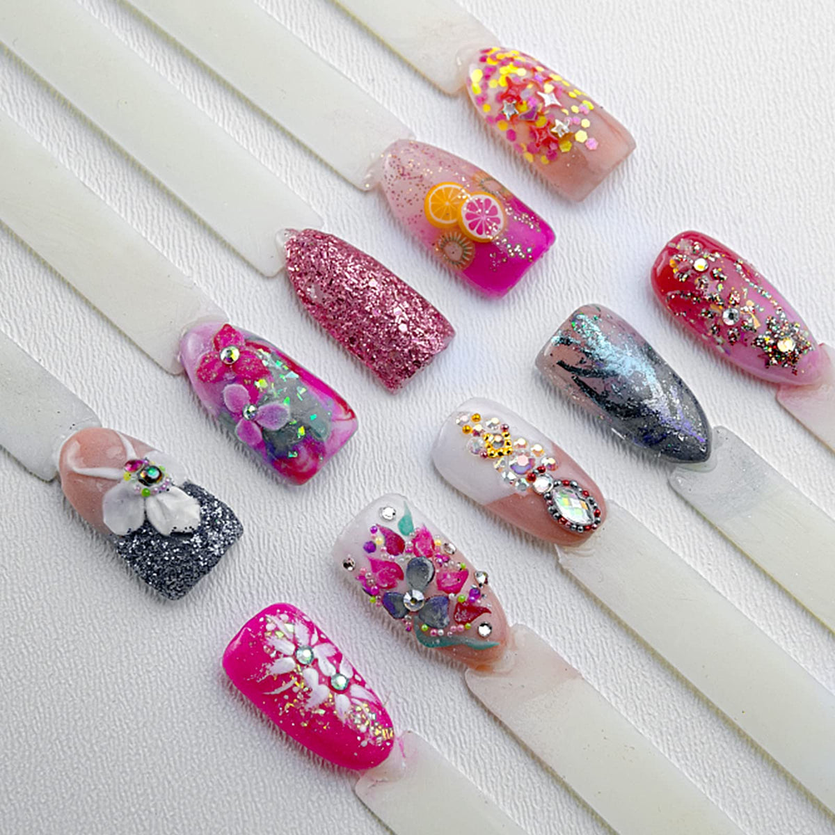 PINGEUI Paquete de 2 Libros de Exhibición de Uñas de 308 Colores, Tabla de Exhibición de Esmalte de Uñas En Gel Con 720 Puntas de Uñas, Libro de Muestra de Esmalte de Uñas para Salón de Uñas y Práctic