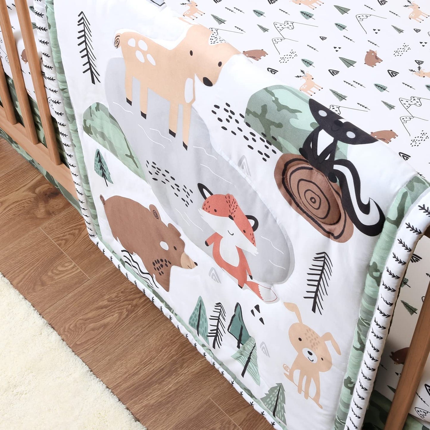 El juego de ropa de cama de 3 piezas para cuna The Peanutshell para niños - Decoración de cama de guardería para recién nacidos, bebés y niños pequeños con sábana ajustable para cuna, volante de polvo