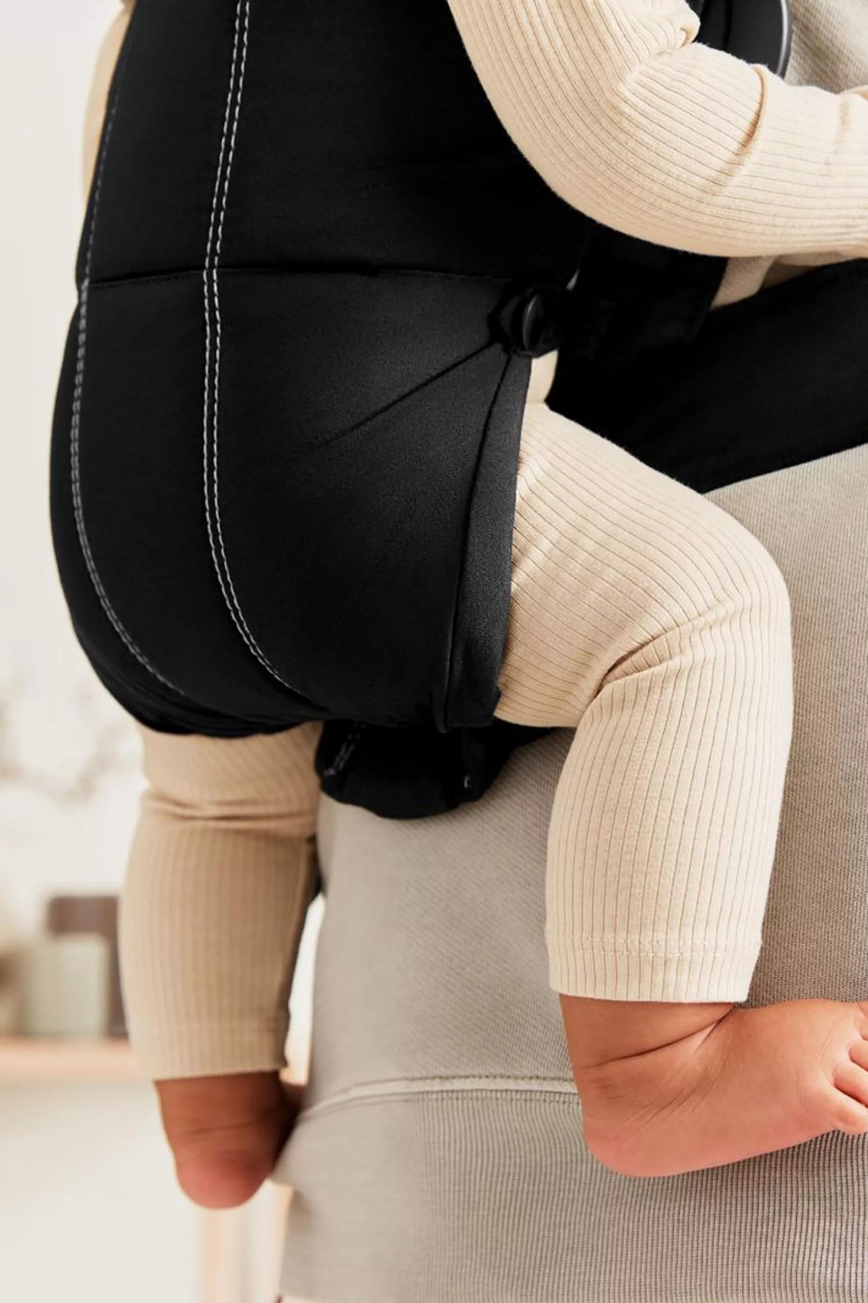 BabyBjörn Canguro Portabebé Mini, Tejido, Negro