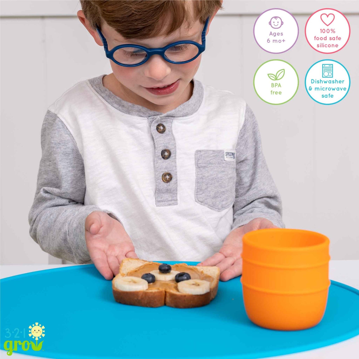 321 Grow • Juego de tazas Drink with Me • Taza abierta de silicona para bebés, niños pequeños • 6 meses + • 8 onzas • Apto para lavaplatos y microondas • Juego de 2 tazas (Ocean)