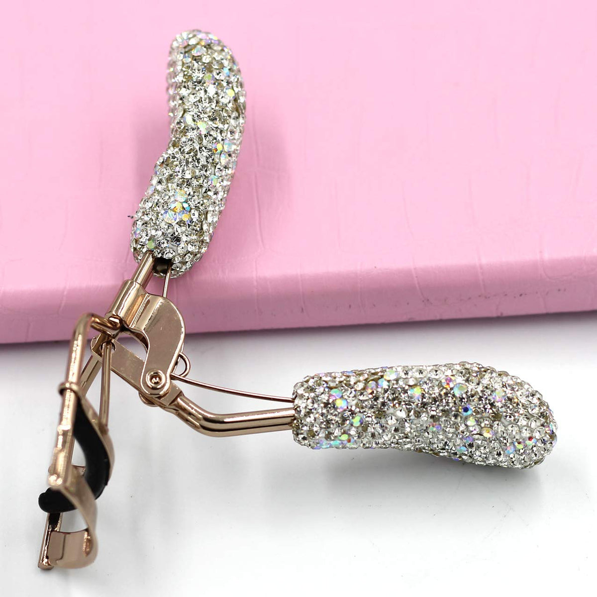 Bestbling Bling Bling - Rizador de pestañas de maquillaje con almohadillas de presión de silicona y resorte cargado para no pellizcar ni tirar (plata)
