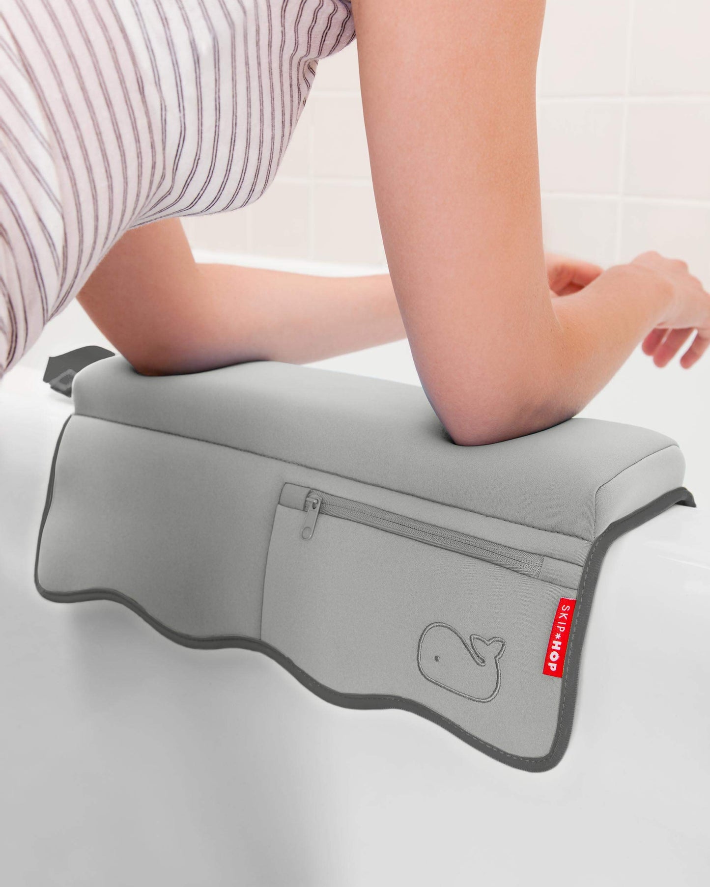 Juego de Baño Skip Hop Gris Moby con Cuatro Productos Esenciales para Bebé