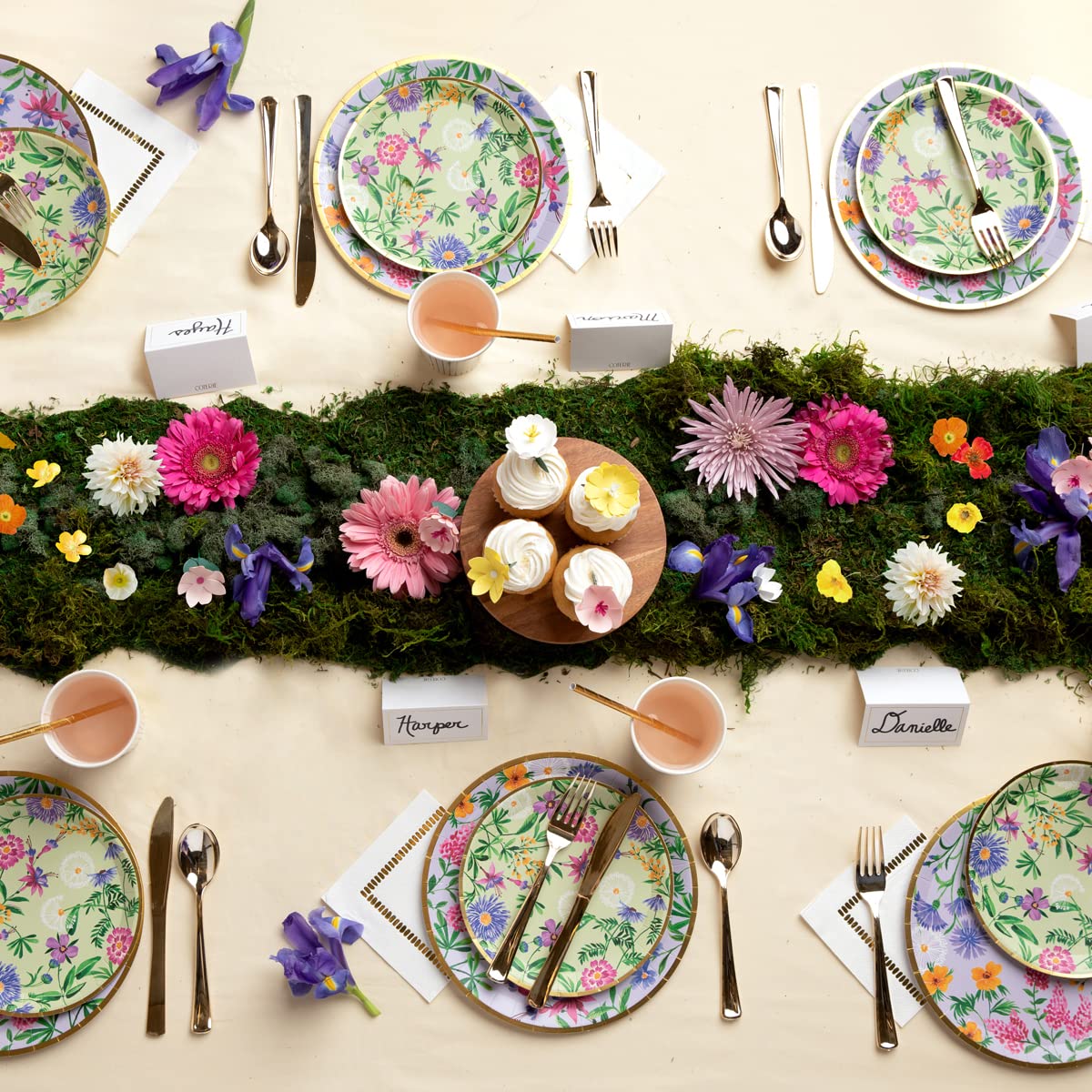 Coterie - Platos de papel grandes decorativos de flores silvestres con diseño floral para novia, baby shower, fiesta de té, juego de 10 platos de cena de 9.25 pulgadas
