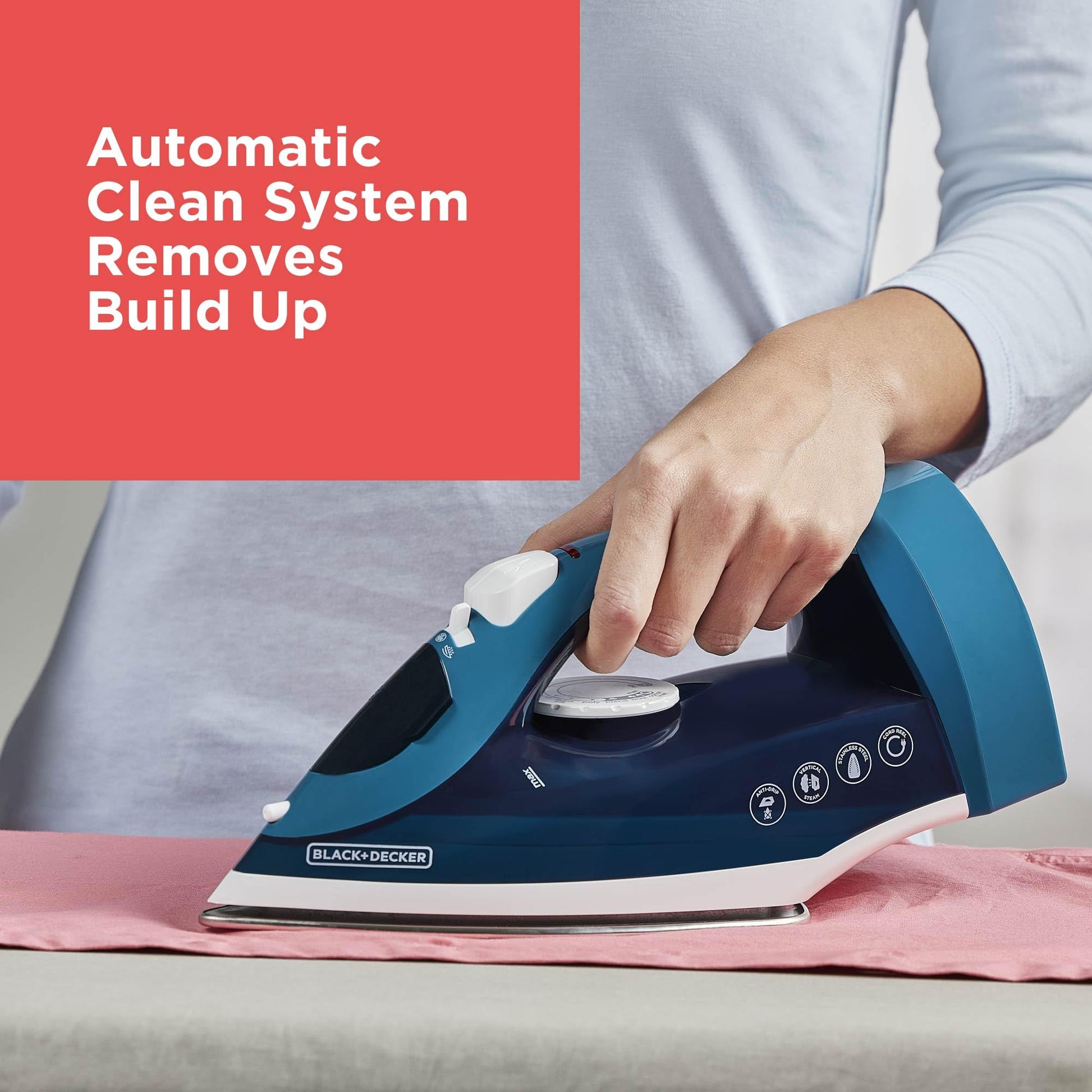 BLACK+DECKER - Plancha de vapor para ropa con cable retráctil, vapor vertical, diseño antigoteo, niebla de pulverización y botón de limpieza automática, 1200 W