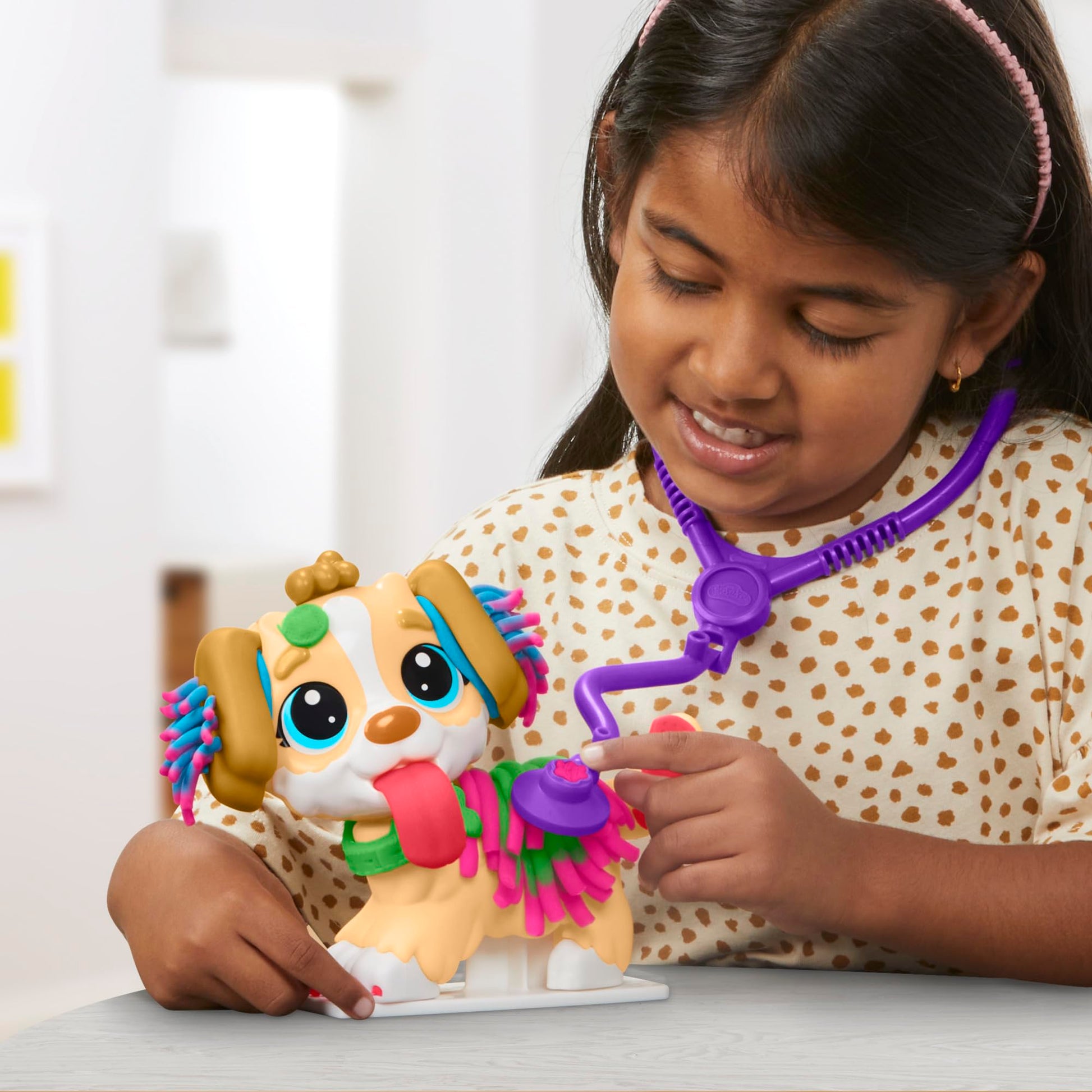 Hasbro Play-Doh Kit Veterinario Kit de Manualidades con Cachorro de Juguete, 10 Herramientas y 5 Colores para niños y niñas a Partir de los 3 años