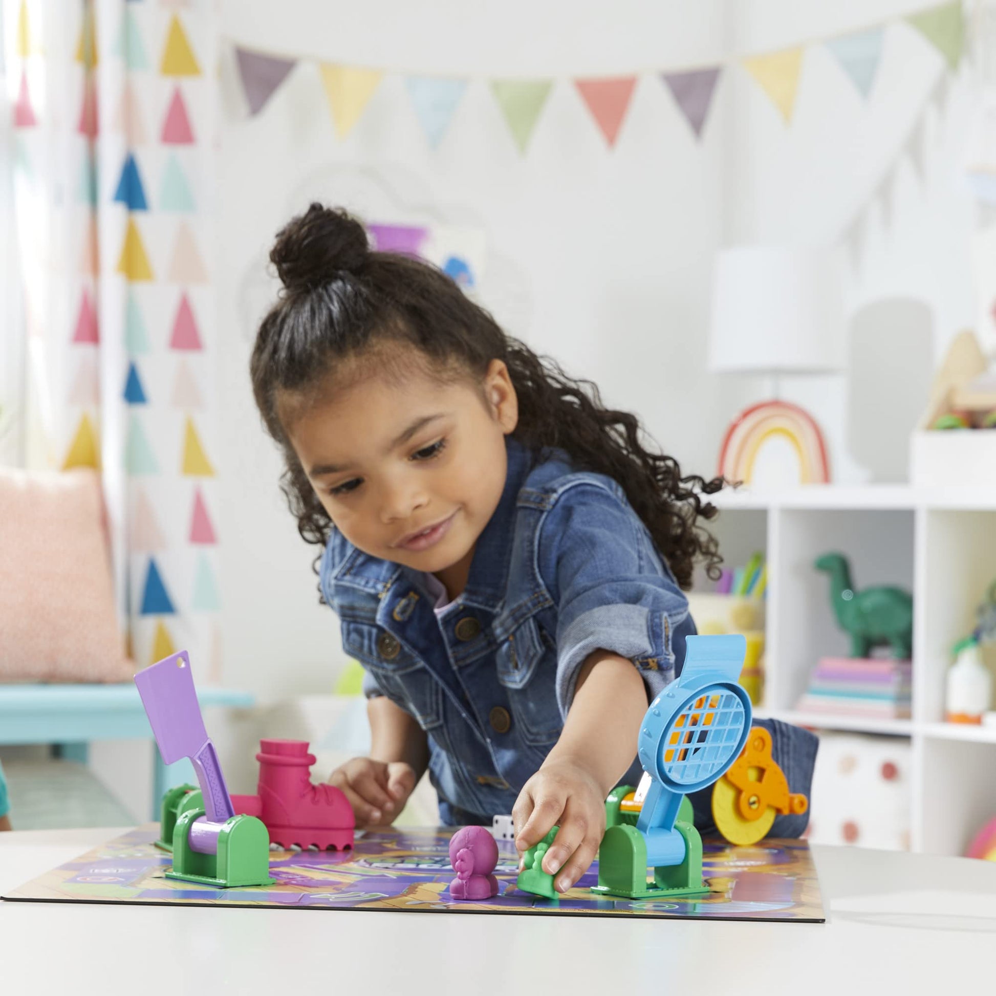 Hasbro Gaming Grape Escape - Juego de Mesa para niños a Partir de 5 años, Divertido Juego Familiar con Compuesto de Modelado