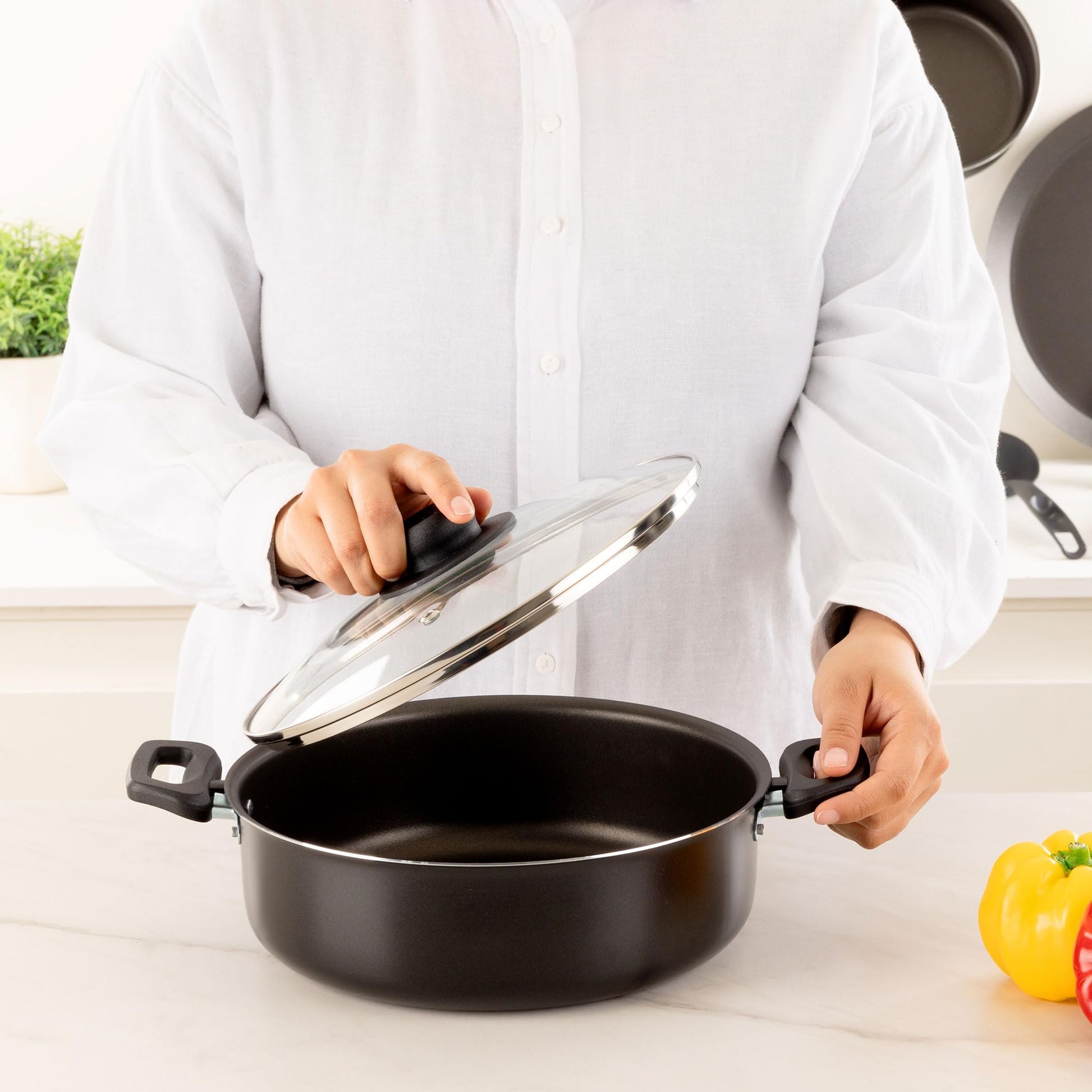 Batería de Cocina Ekco Negro Antiadherente 32 Piezas