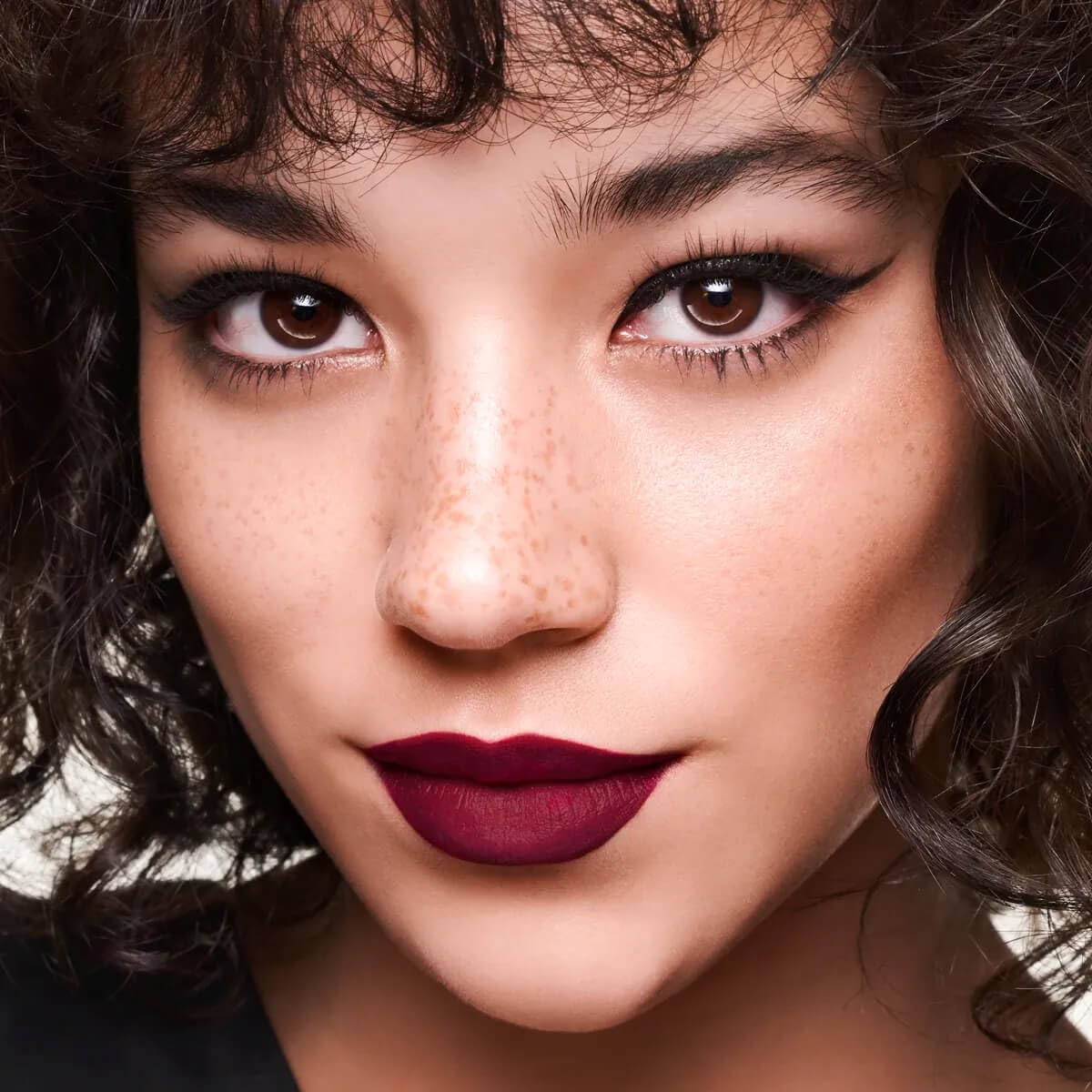 Cyzone Labial Mate Studio Look Sangría, 6ml