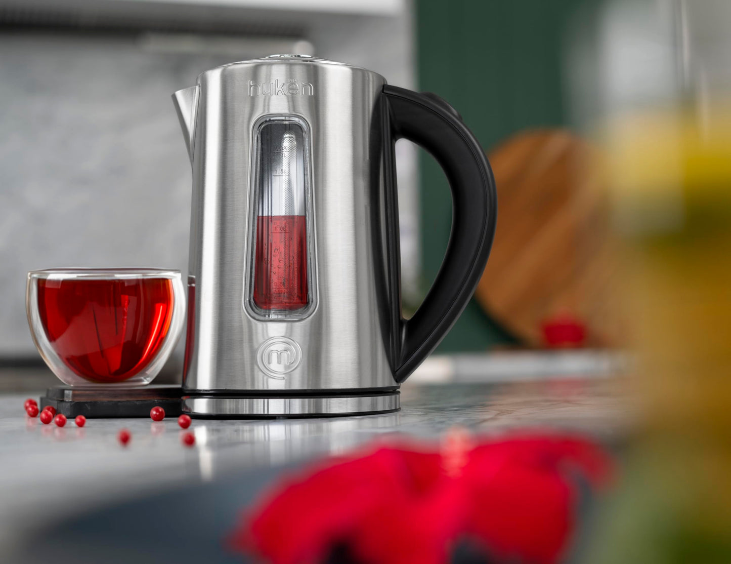 Hukën x MasterChef | Tetera Eléctrica Fuse+ con Infusor Removible | Hervidor de Vidrio/Acero Inoxidable | Base Giratoria 360° | Capacidad de 1.7 L | Calentador de Agua Rápido y Seguro (ON/OFF ACERO)