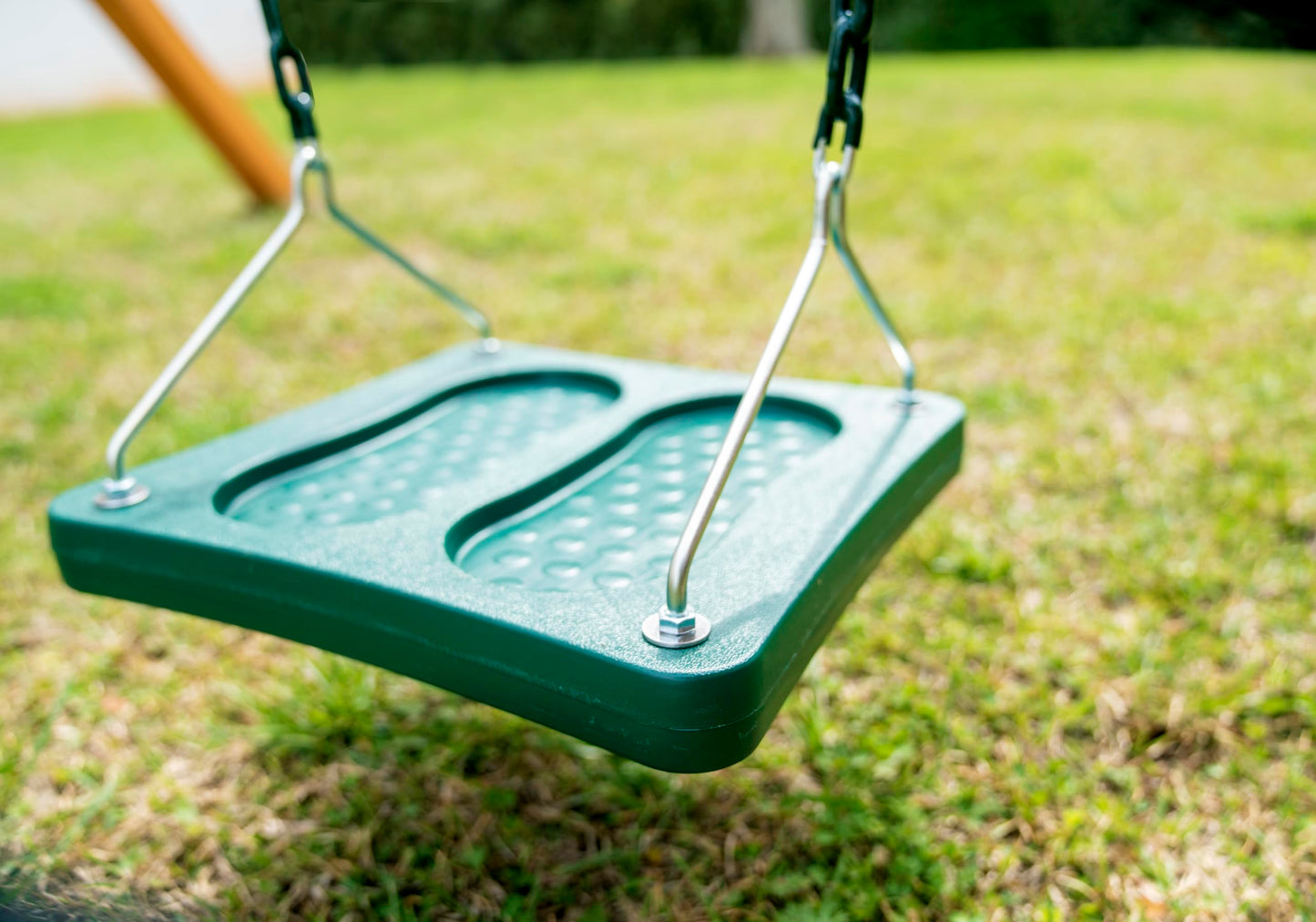 Columpio Swing-N-Slide Verde con Base de oscilación y Cadenas recubiertas para Juego