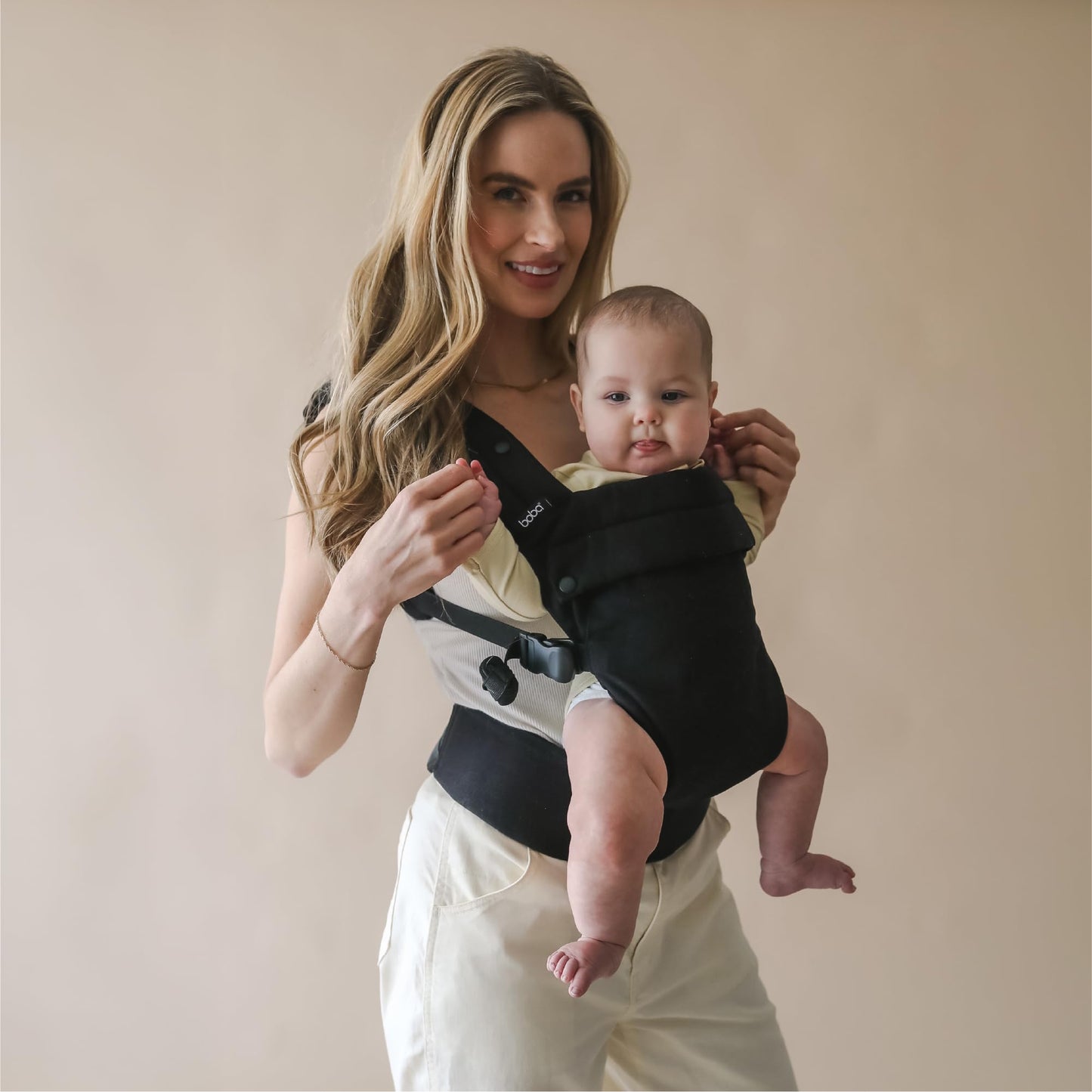 Boba Auri - Portabebés para recién nacidos y niños pequeños, 100% algodón, 3 posiciones ergonómicas (delantera/delantera/trasera), portabebés con posición M con asiento ajustable (7-45 libras), color