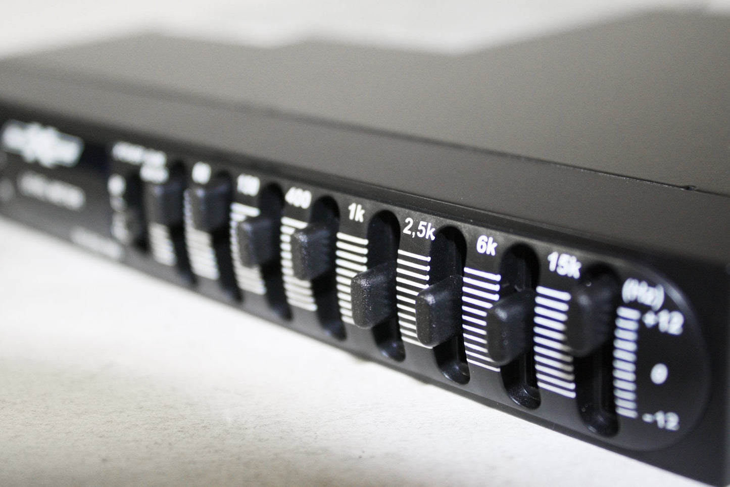 Ecualizador Gráfico Estéreo SoundXtreme 7 Bandas con Control Fader