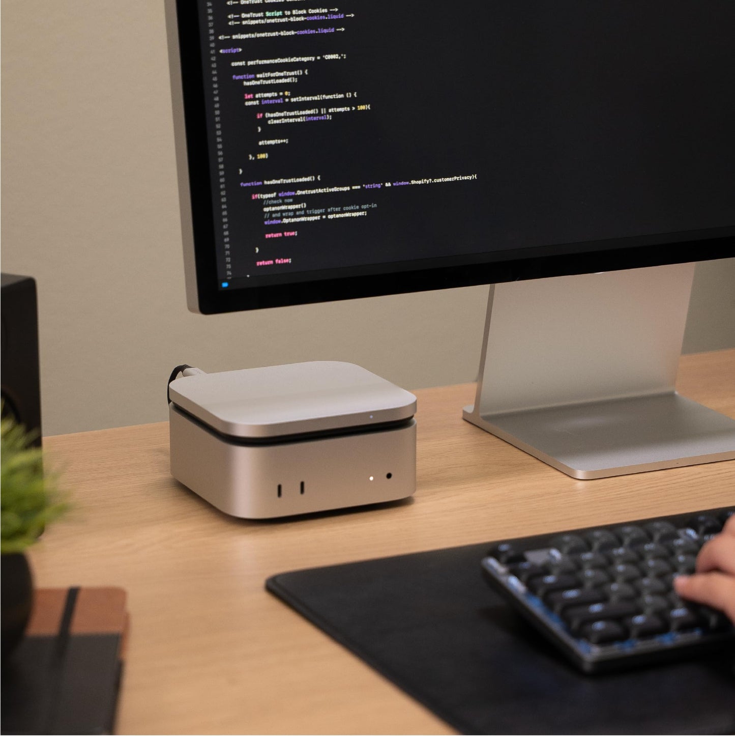 Carcasa SSD NVMe USB4 Satechi Plateado Compatible con Thunderbolt 5/4 para Mac Mini