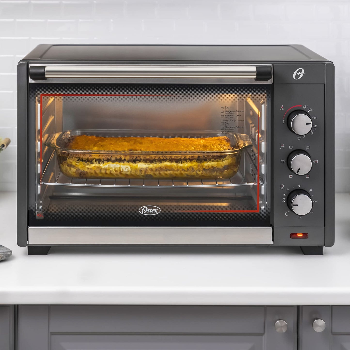 Horno tostadora Oster® de 45 litros con tecnología de convección TSSTTV0045