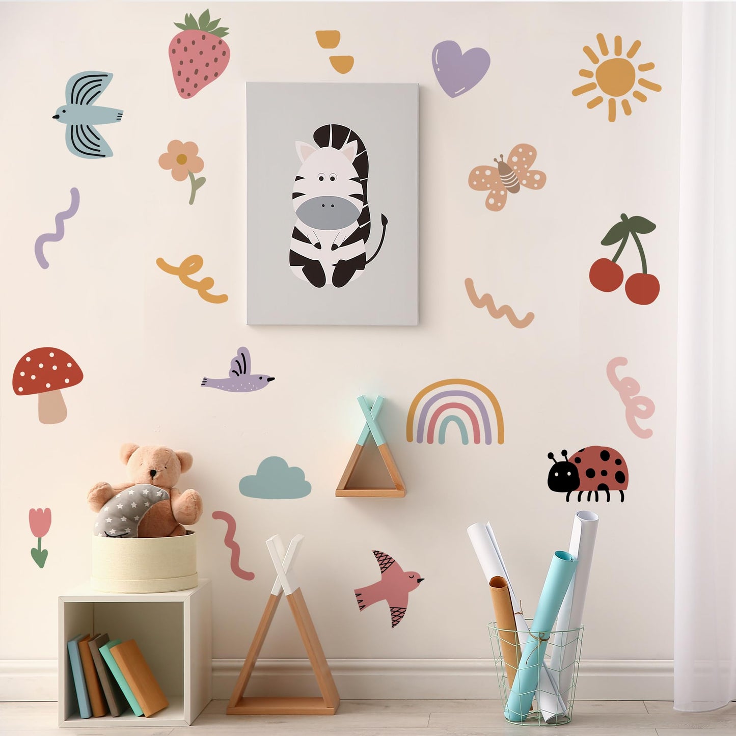 Calcomanías de Pared de Insectos y Frutas, Pegatinas de Pared Decorativas de Acuarela Estilo Garabato, Calcomanías Despegables y Adhesivas de Mariposas, Hongos, Fresas y Cerezas para Dormitorio