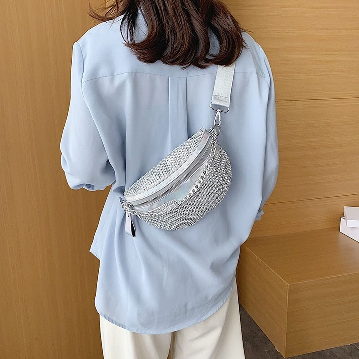 Riñonera Moda Piel A-Plata con Cadena Gruesa para Mujer