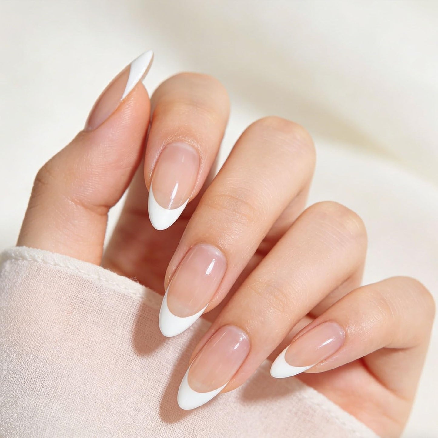 Skiennix Uñas postizas francesas - Forma almendrada mediana puntiaguda, 15 tamaños, 30 piezas de uñas adhesivas de gel suave reutilizables, kit clásico de uñas postizas para mujer.