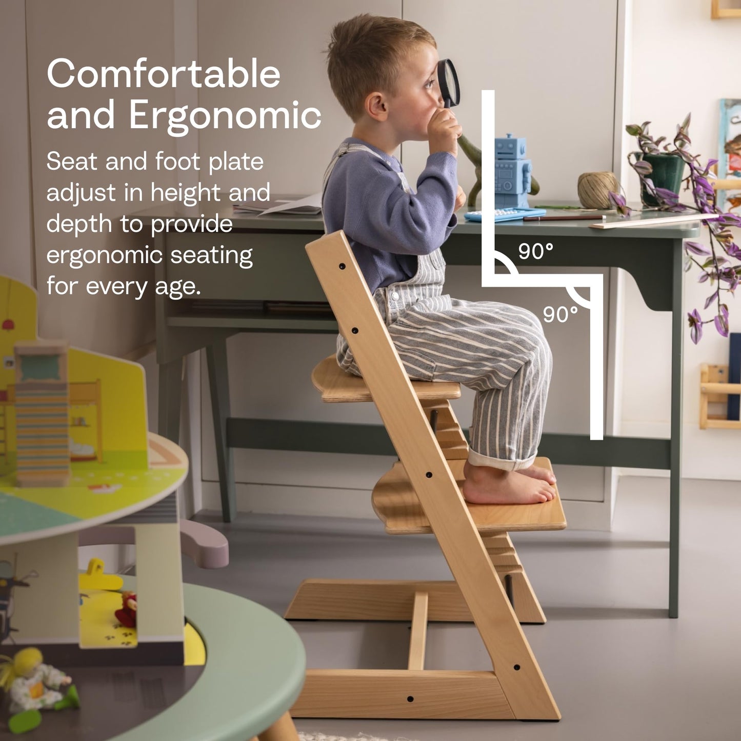 Stokke - Silla alta Tripp Trapp Cojín + Bandeja Stokke (Blanco) - Incluye Silla + Set de Bebé con Arnés Extraíble para Niños de 6 a 36 Meses (White)