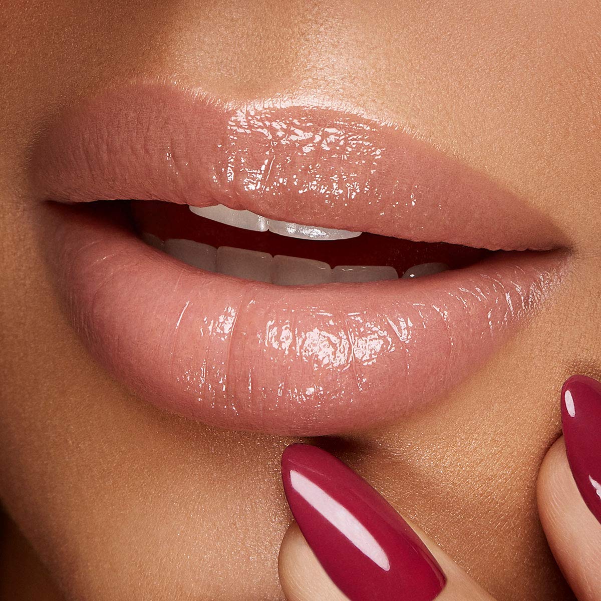 KIKO MILANO – Bálsamo de color – Bálsamo labial tintado enriquecido con manteca de karité y vitaminas A, E & C | Labial hidratante Chapstick con aroma afrutado | Hipoalergénico y sin crueldad | Fabricado en Italia, almendra