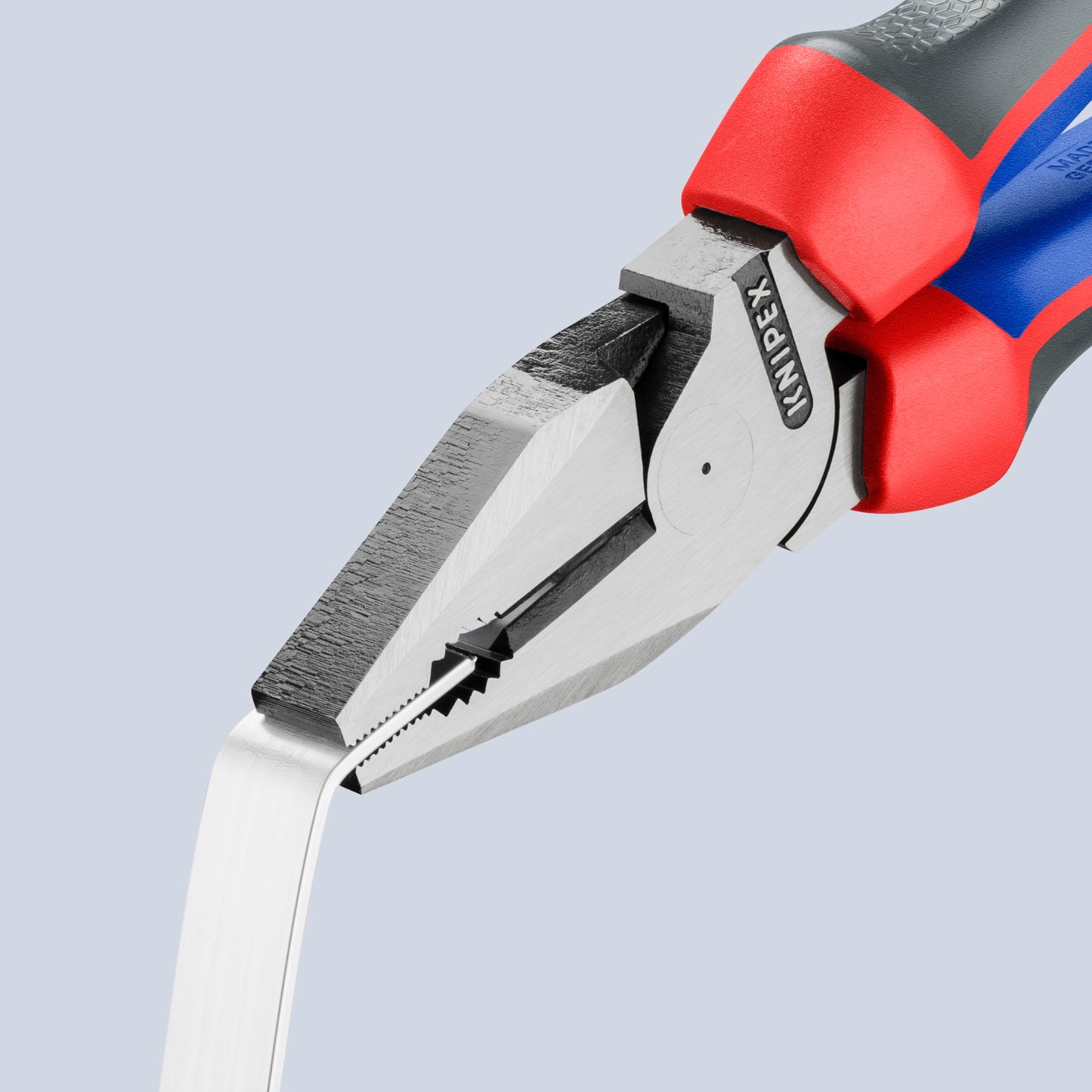 Knipex Alicates combinados de alto apalancamiento de 9 pulgadas, agarre cómodo