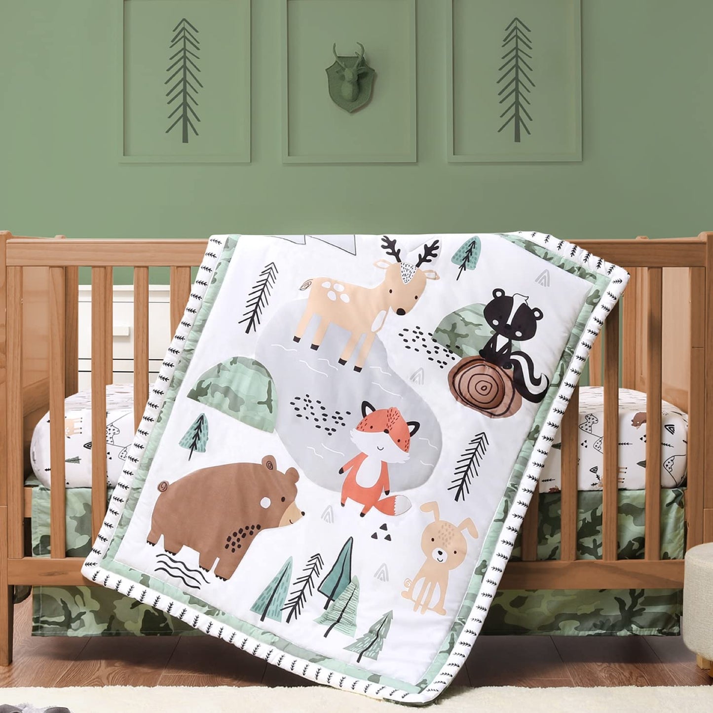 El juego de ropa de cama de 3 piezas para cuna The Peanutshell para niños - Decoración de cama de guardería para recién nacidos, bebés y niños pequeños con sábana ajustable para cuna, volante de polvo
