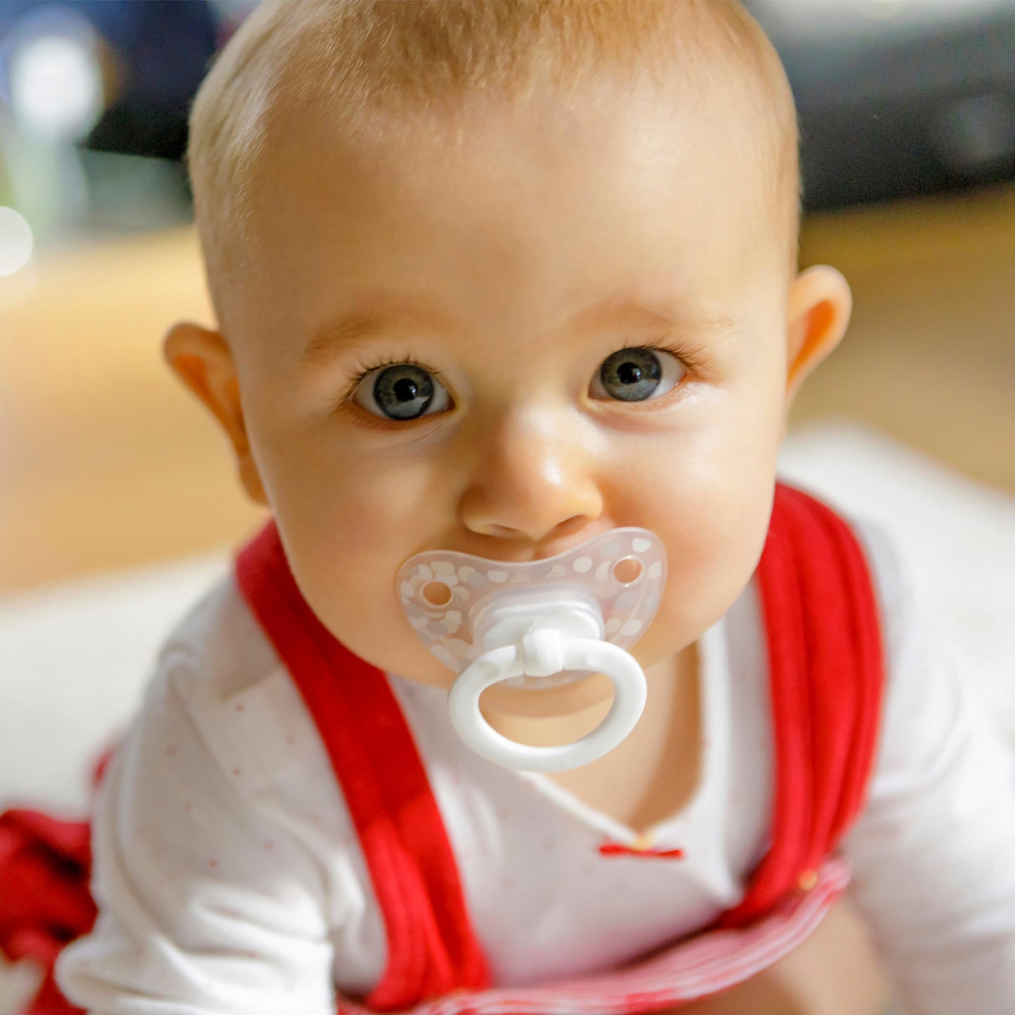 Botella Anticólicos NUK Smooth Flow para Recién Nacidos