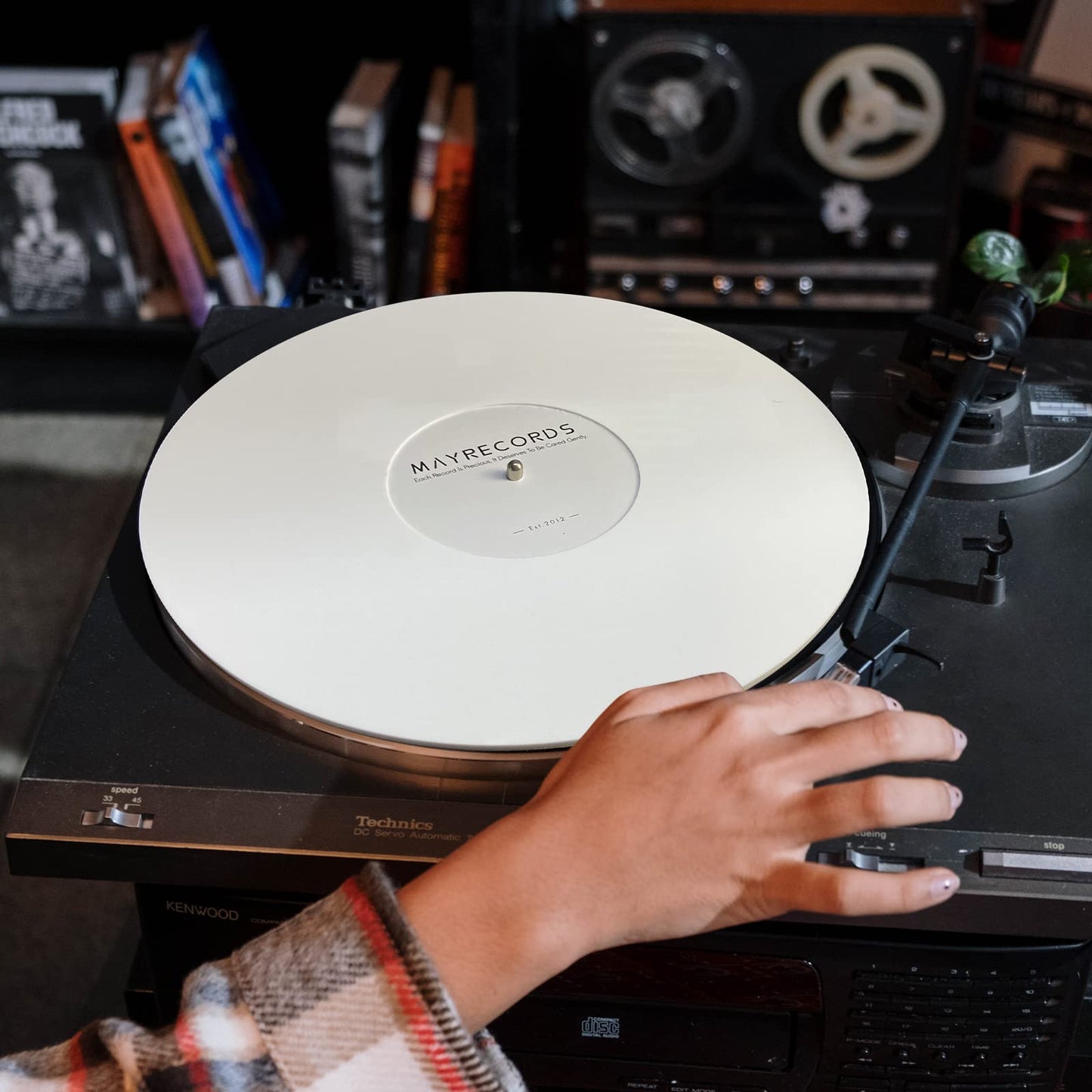sdroceRyaM - Alfombrilla de acrílico para Tocadiscos, 12 Pulgadas, para Reproductores de Discos de Vinilo LP, antiestático, Reduce Las Vibraciones y Mejora la claridad del Sonido (Blanco)
