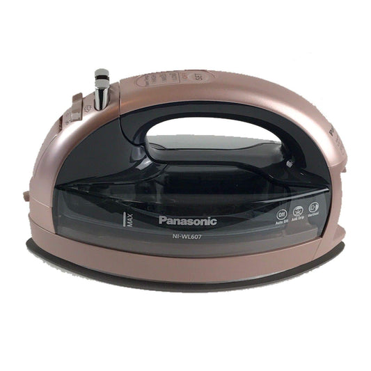 Plancha Inalámbrica Panasonic Rose Gold 360 Freestyle con Base de Carga de Cerámica para Ropa