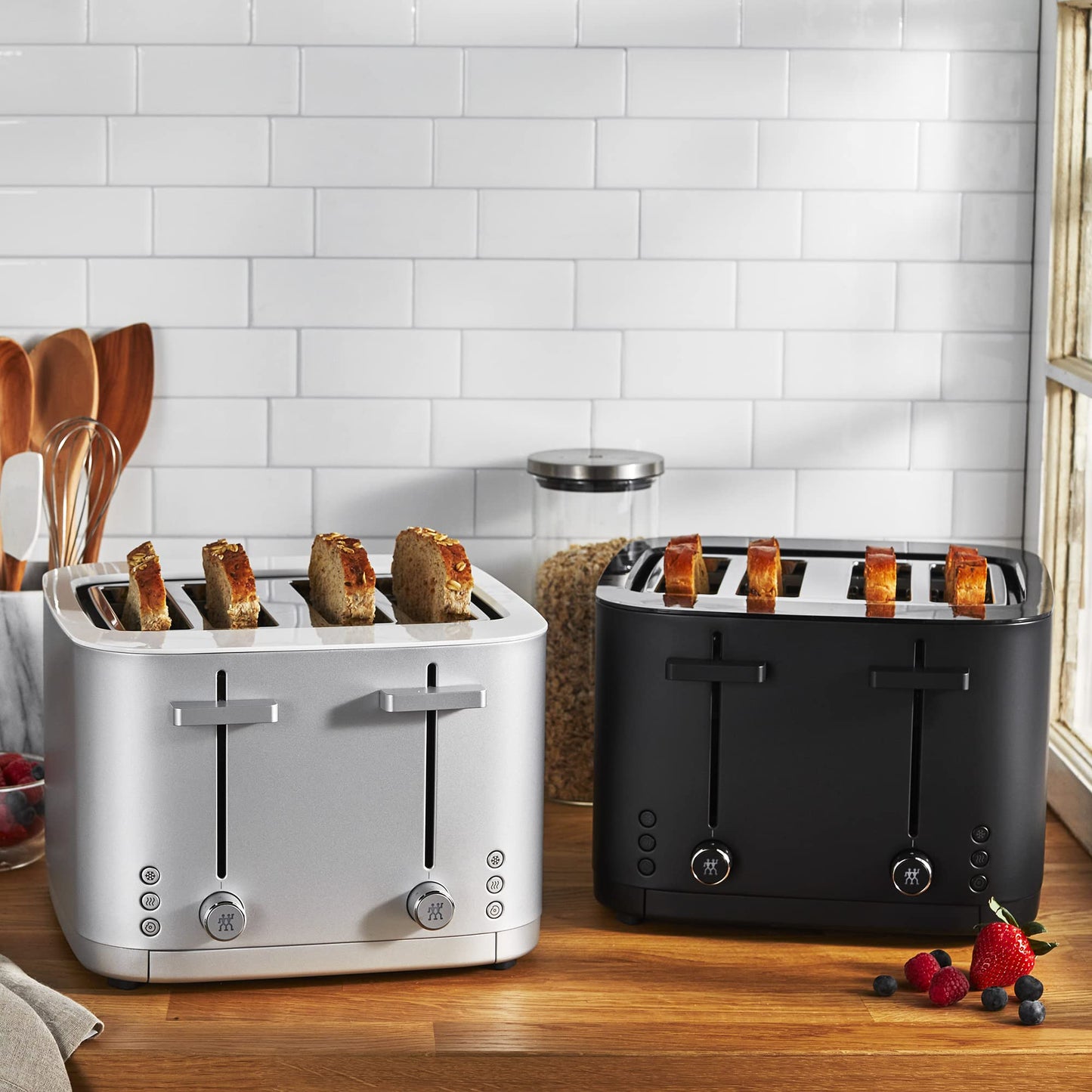 ZWILLING Enfinigy tostador de 4 rebanadas con ranuras extra anchas de 1.5 pulgadas para bagels, 7 ajustes de tostada, incluso tostado, recalentar, cancelar, descongelar, plata