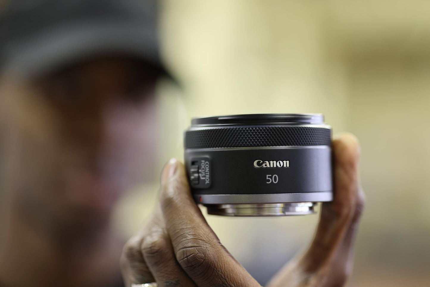 Canon Lente RF 50mm F1.8 STM