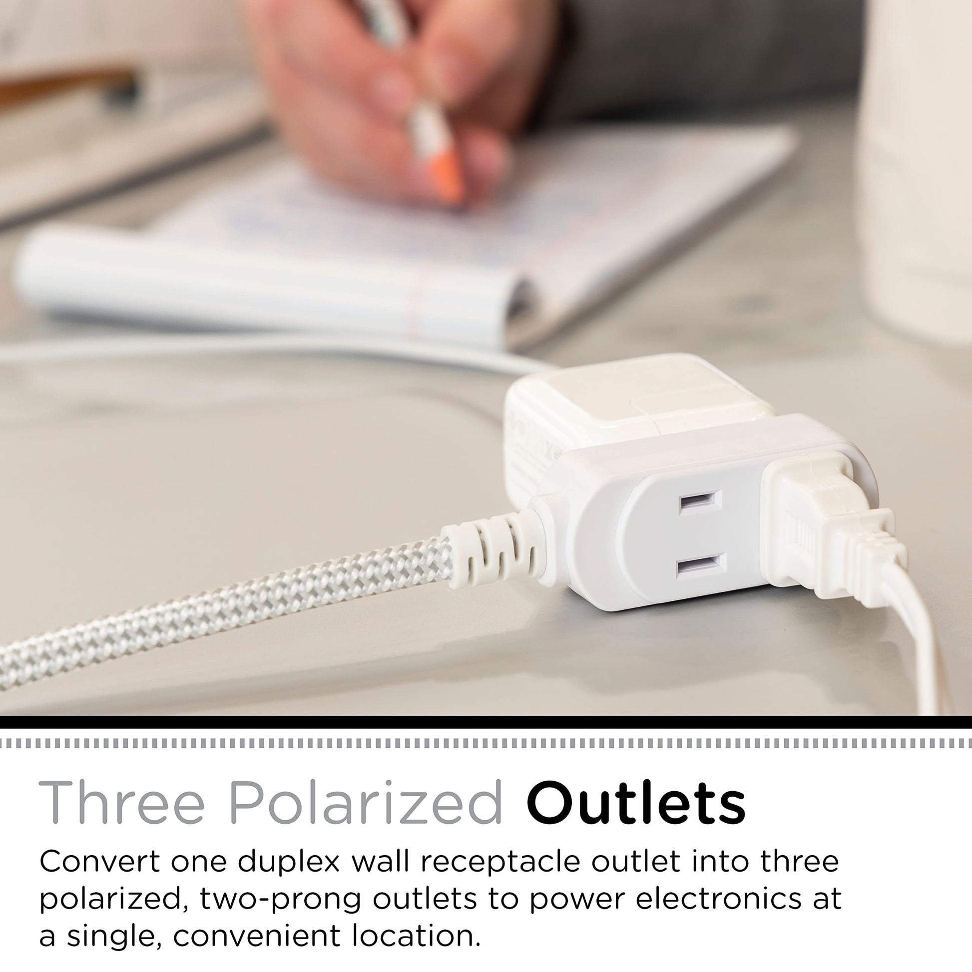Cordinate Designer, Extension Electrica de 3 salidas polarizadas, Cable Trenzado de 4.5 m (15 pies), Sistema de Seguridad para Trabar, Enchufe Plano, Certificacion ETL, Blanco/Gris 1 paquete 43431-T1