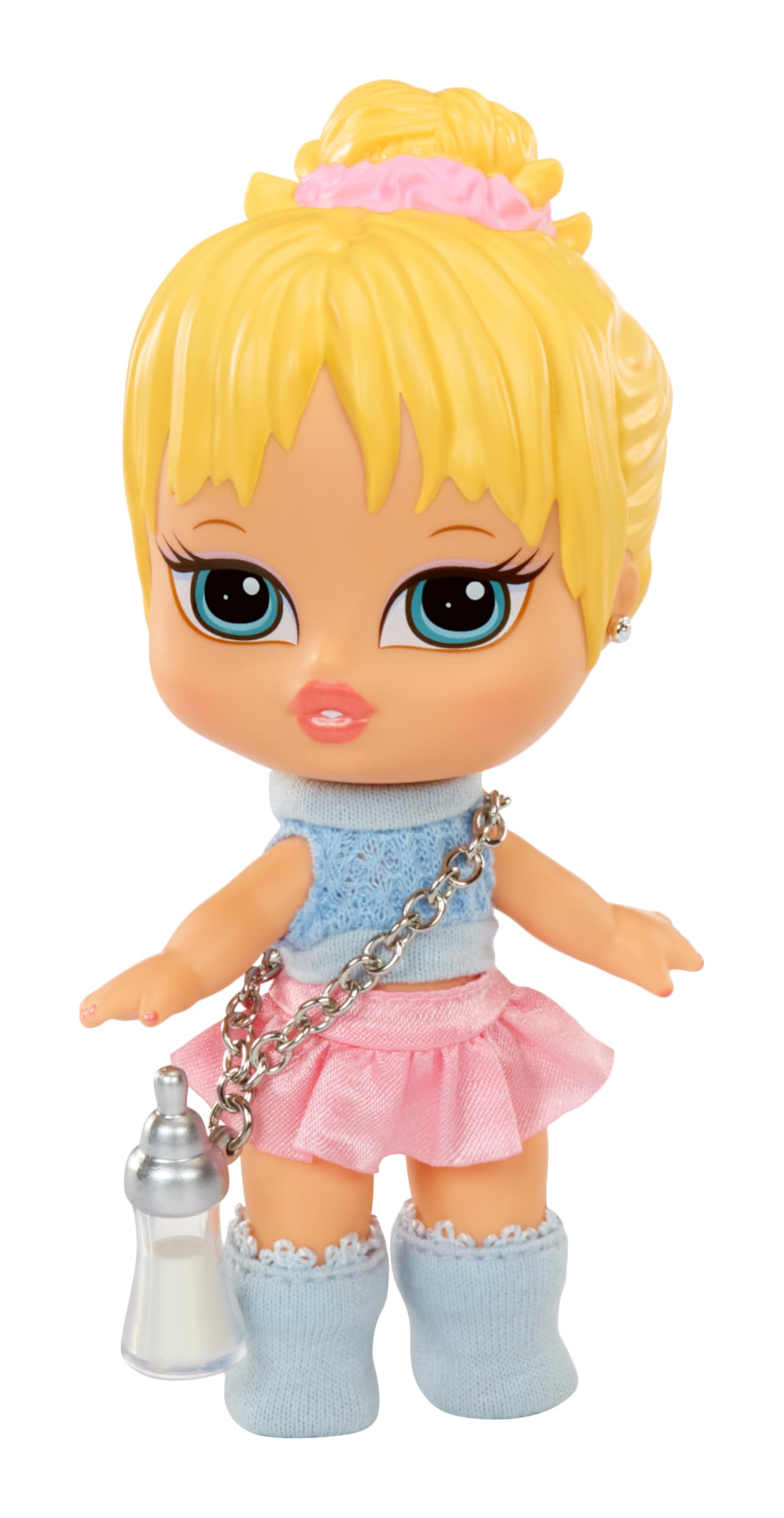 Bratz Muñeca Babyz Runwayz - Cloe - Coleccionable con Accesorios - Incluye un Collar Que Funciona como Llavero - Regalo Ideal para Niñas