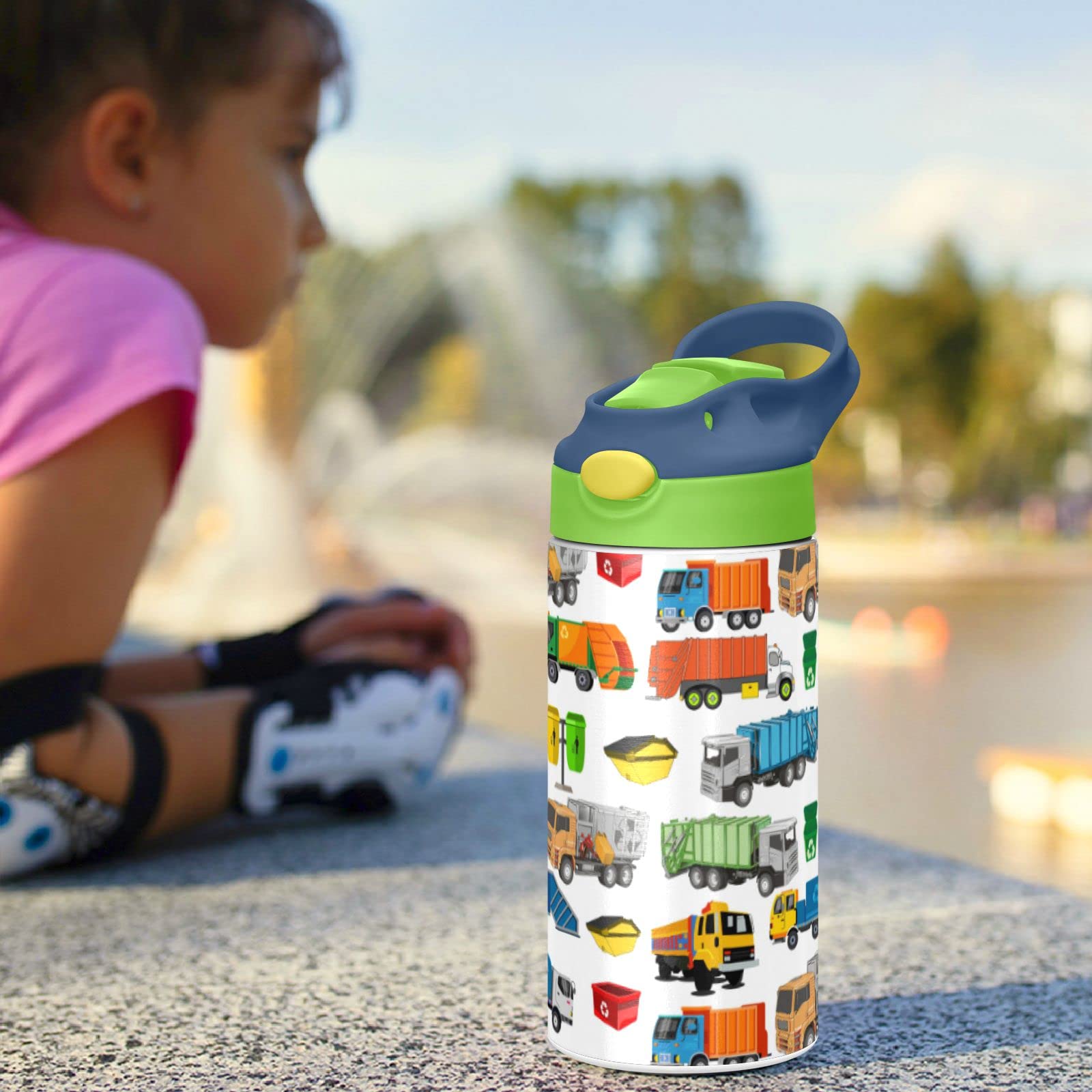Botella de agua de acero inoxidable para niños, botella de agua aislada al aspiradora de acero inoxidable de 12 onzas para niños y niños, botellas aisladas al aspiradora de doble pared (camiones de