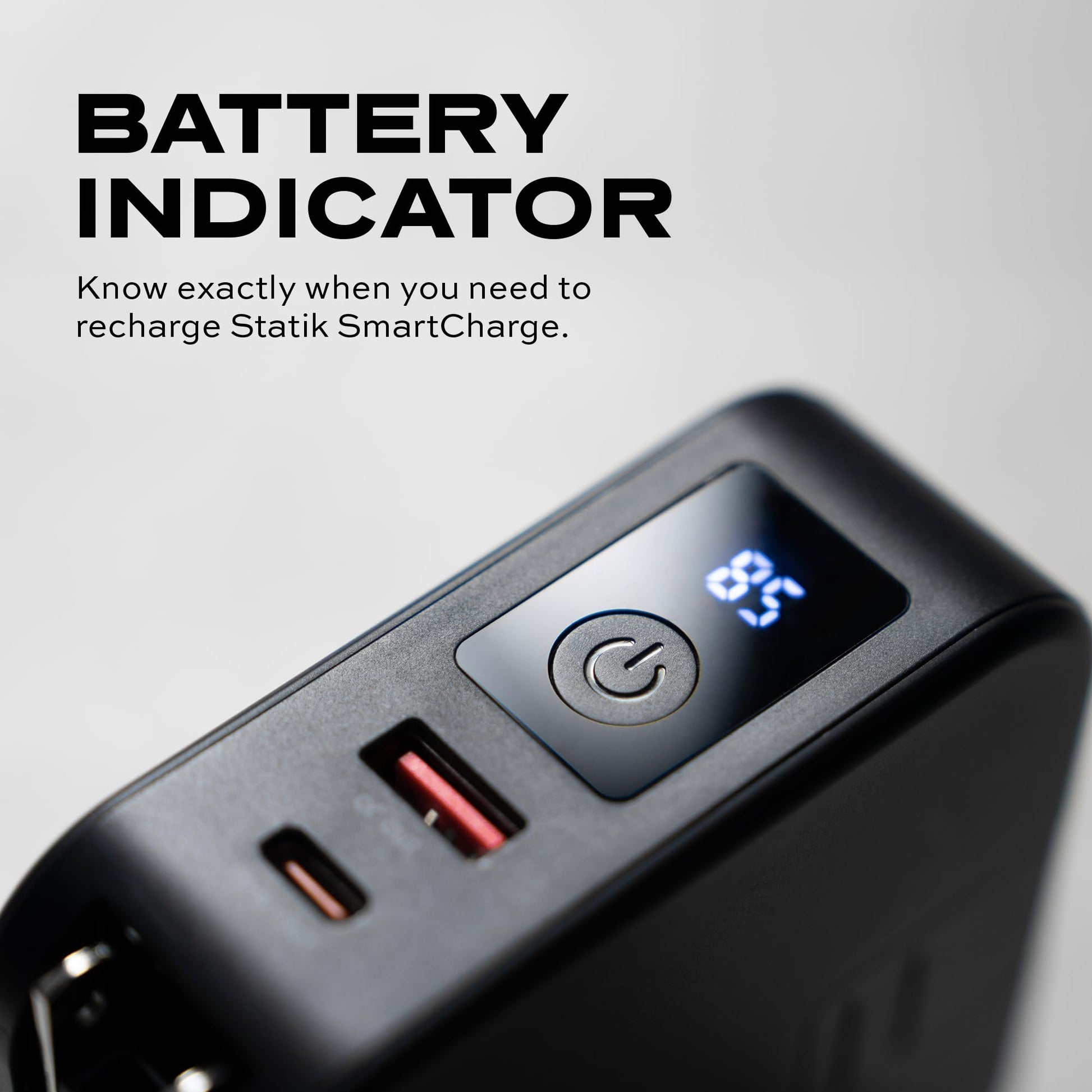 Banco de Energía STATIK SmartCharge 5 en 1 Blanco con Enchufe de Pared y Cables USB C Integrados Compatible con iPhone para Viaje Internacional 10000mAh