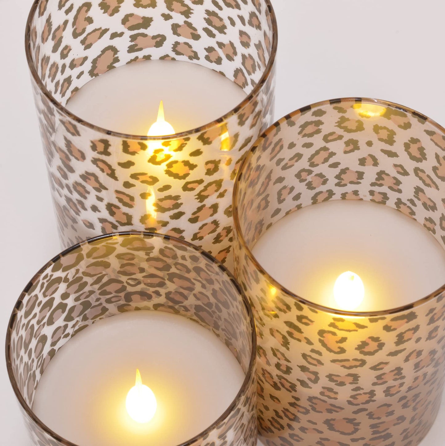 Velas LED de Vidrio Mark Feldstein & Associates Leopardo Salvaje sin Llama Juego de 3