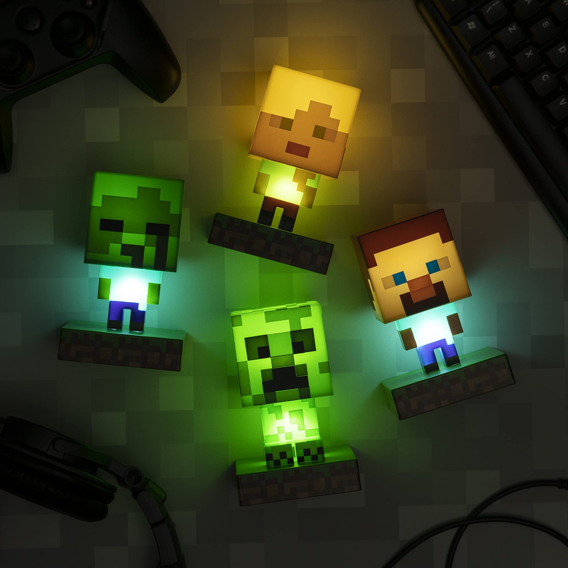 Lámpara Icono Paladone Minecraft Alex Iluminación Nocturna para Jugadores
