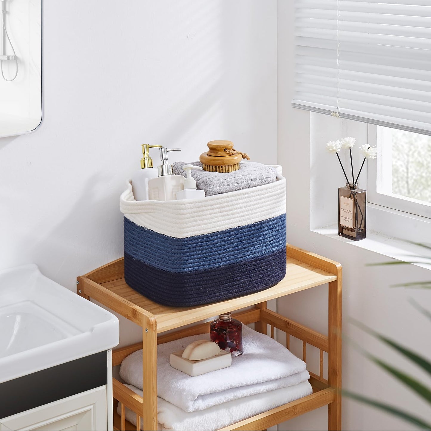 OIAHOMY Cesta de almacenamiento, cestas tejidas para almacenamiento, cesta de cuerda de algodón para juguetes, cestas de toalla para baño, paquete de 3, color azul degradado