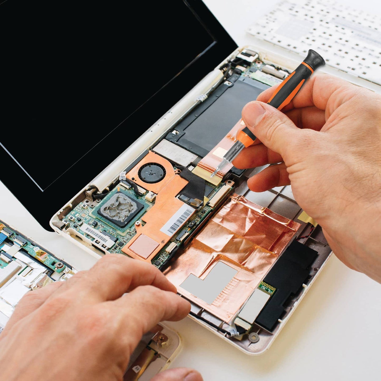 Juego de Herramientas Truper Naranja para Reparación de Celulares y Dispositivos Electrónicos