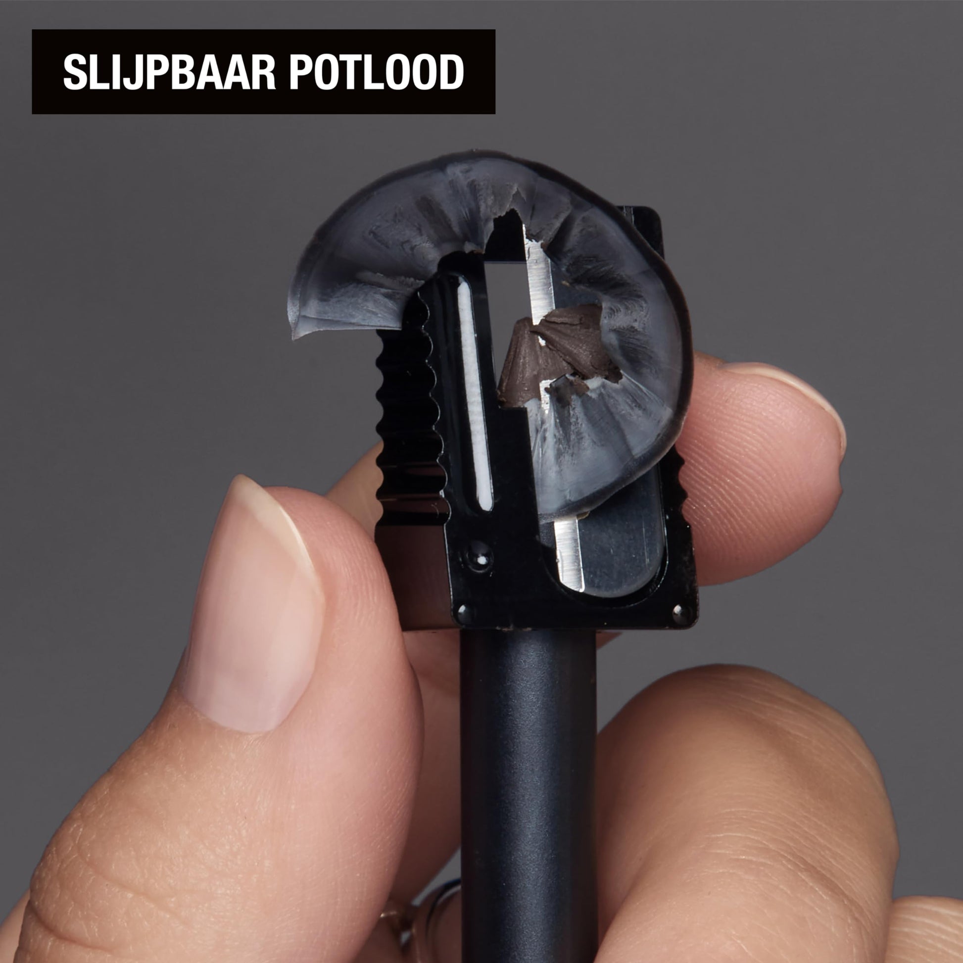 Maybelline New York Delineador de ojos en gel semi-permanente 900 Deep Onyx