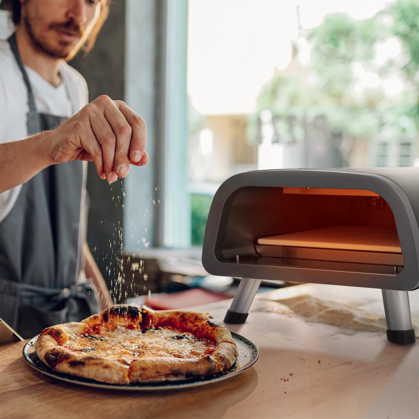 Newair - Horno eléctrico de pizza de 12 pulgadas, máquina para hacer pizzas en el hogar y al aire última intervensión, horno de convección de 1850 W, bandeja para pizza, estufa portátil resistente al