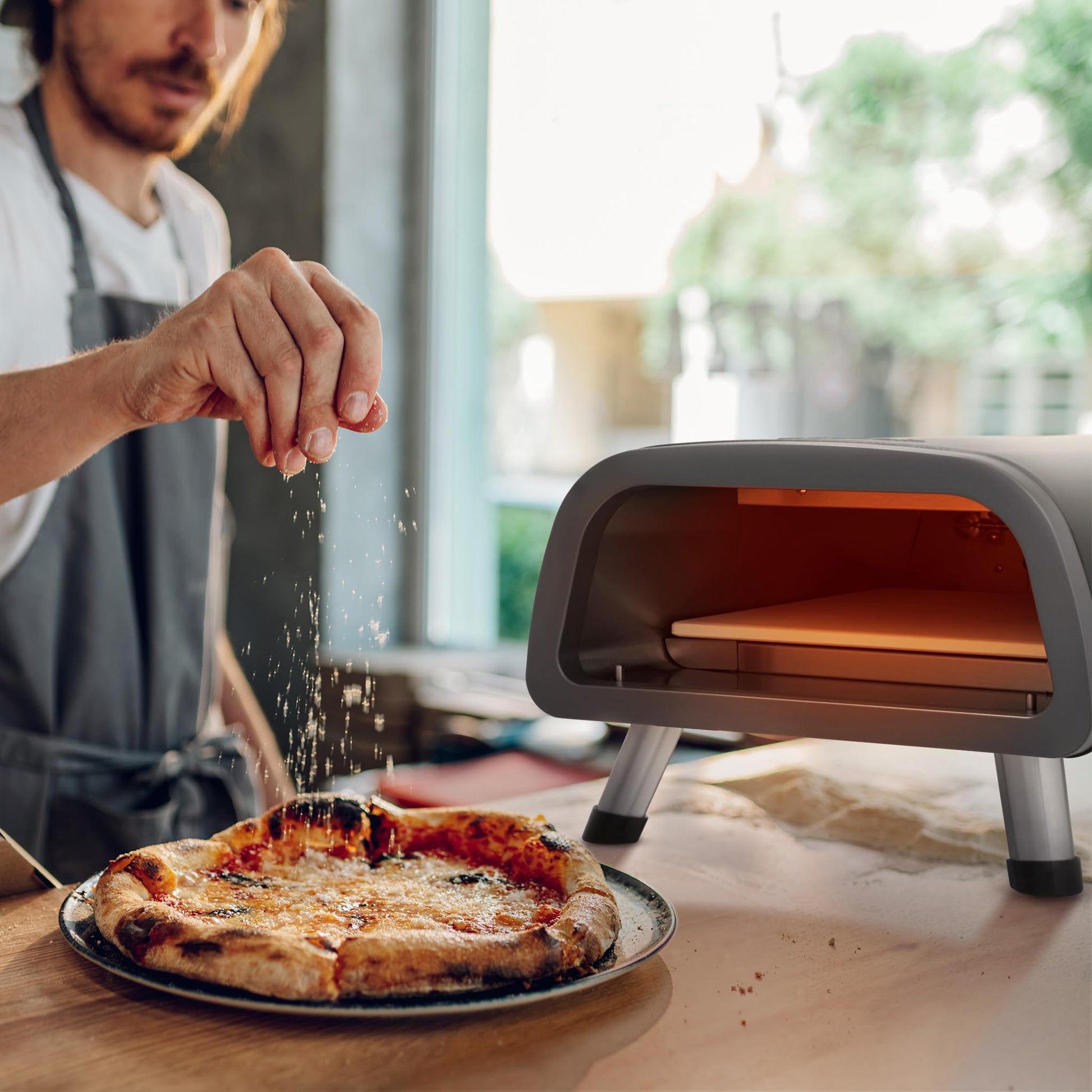 Newair - Horno eléctrico de pizza de 12 pulgadas, máquina para hacer pizzas en el hogar y al aire última intervensión, horno de convección de 1850 W, bandeja para pizza, estufa portátil resistente al
